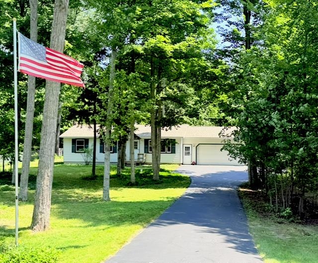 33 Bluejay Road