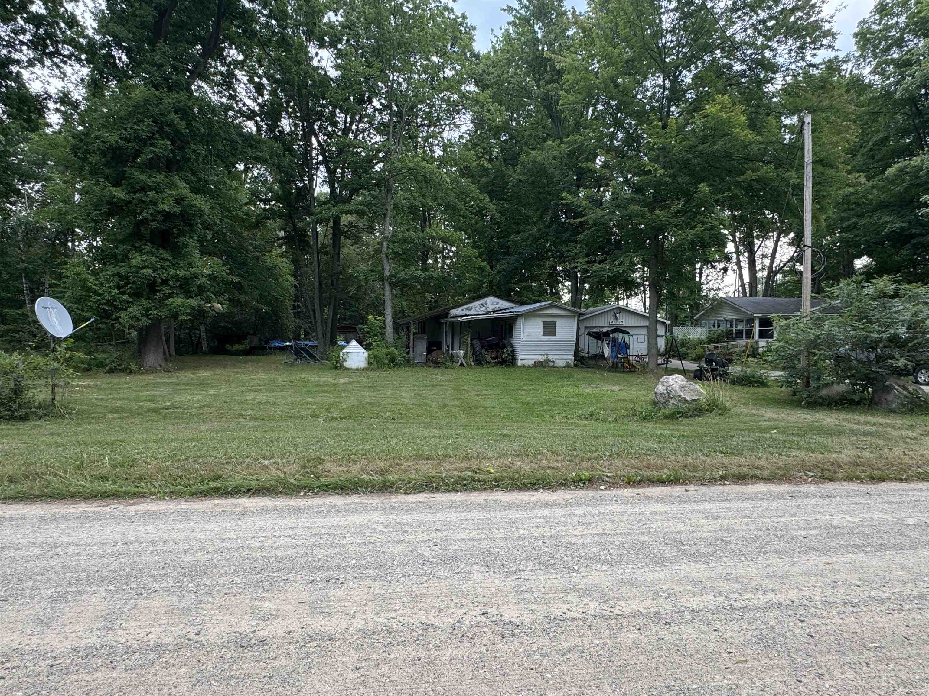 7645 Windoga Lake Drive Property Photo 2