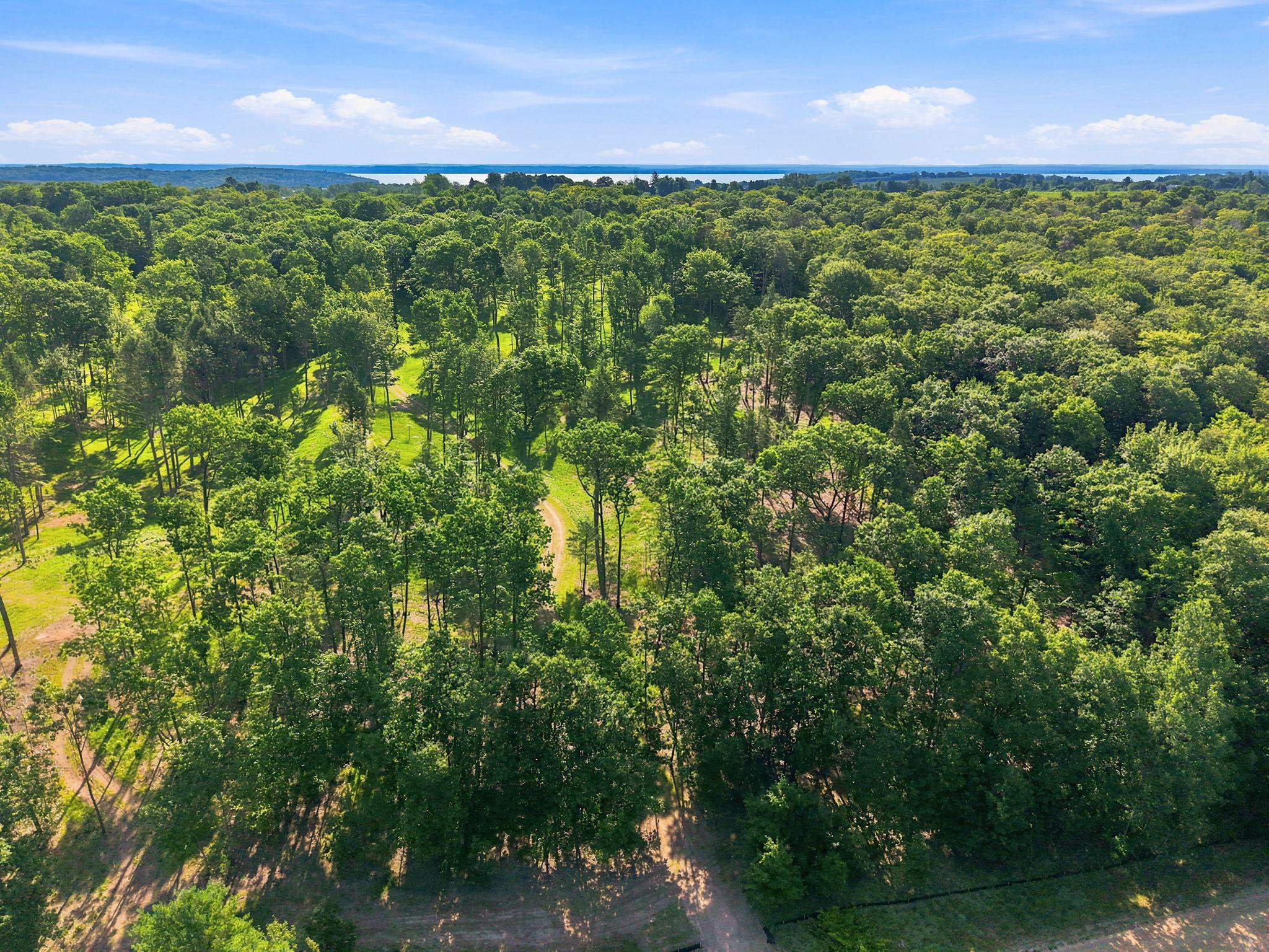 18502 Peninsula Drive Property Photo 11