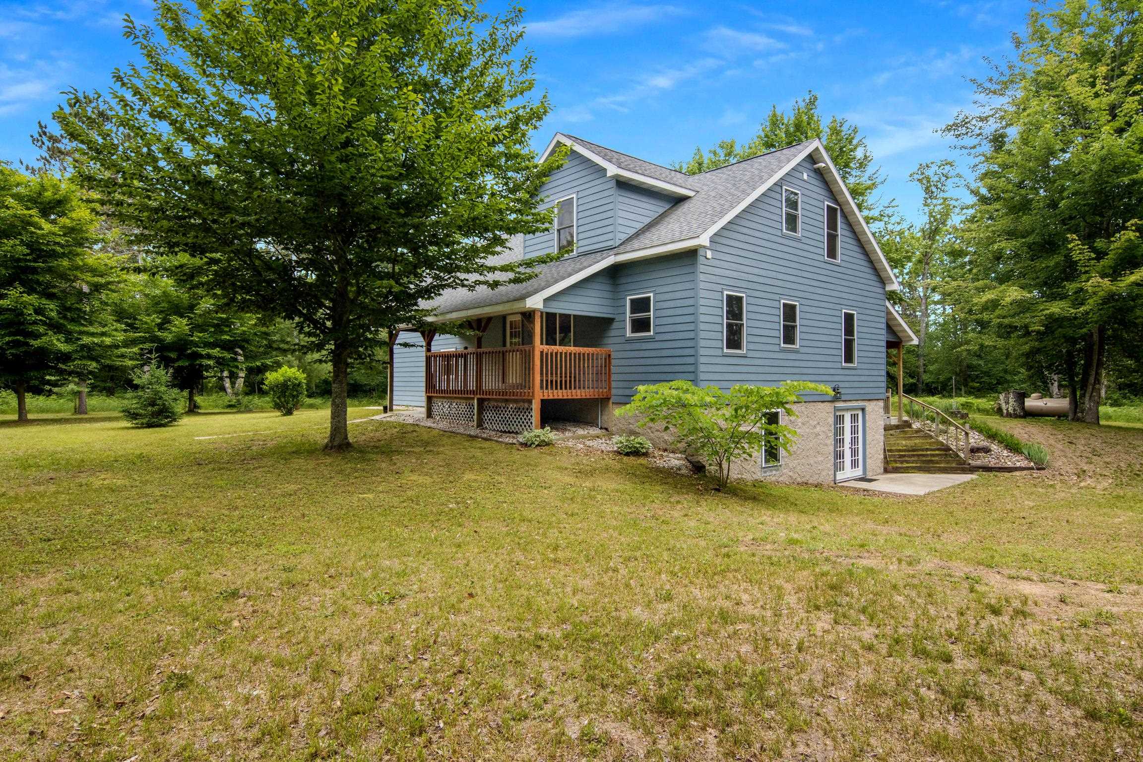 16514 Vondra Road Property Photo 1