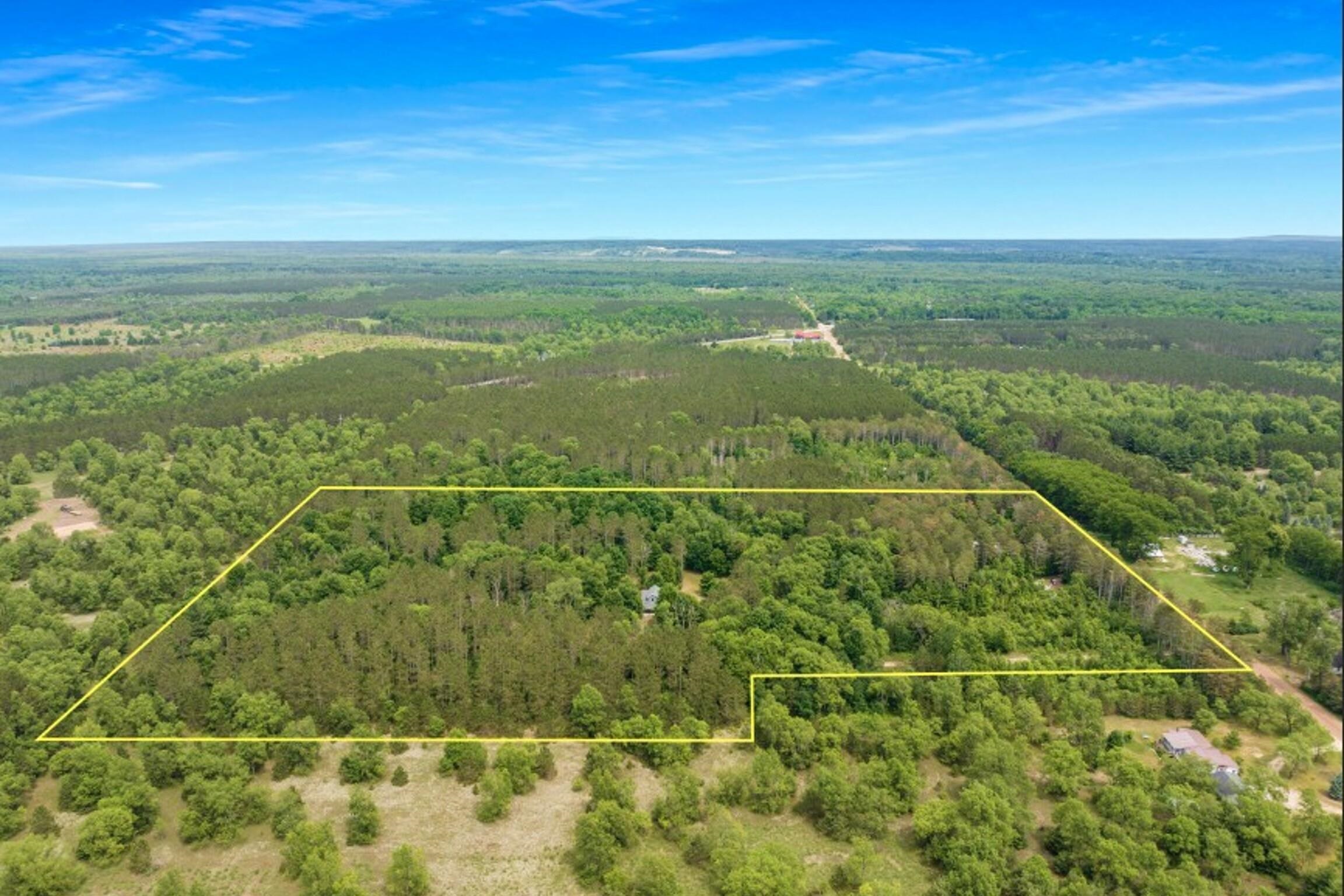 16514 Vondra Road Property Photo 3
