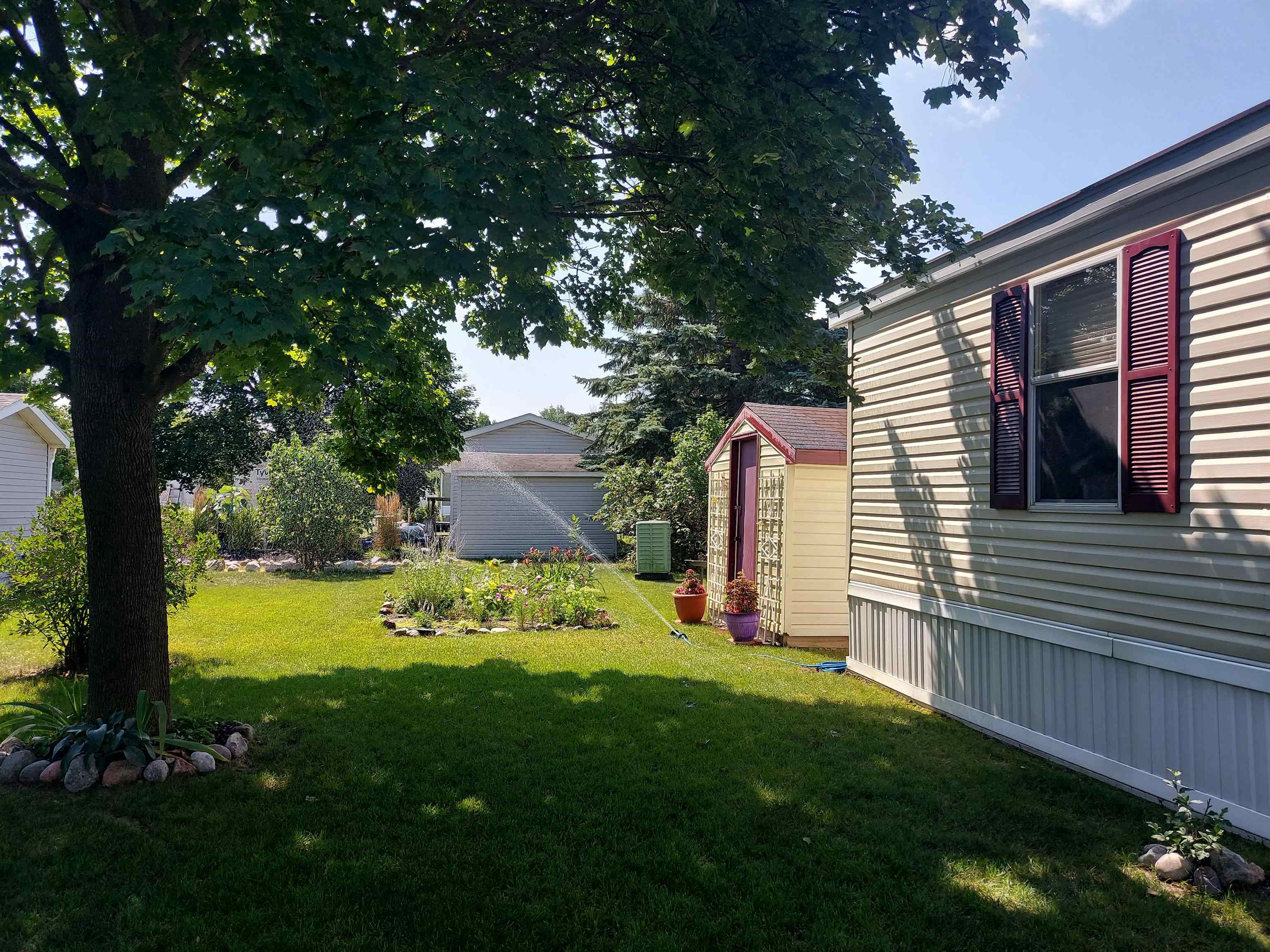 1671 David Place Property Photo 3