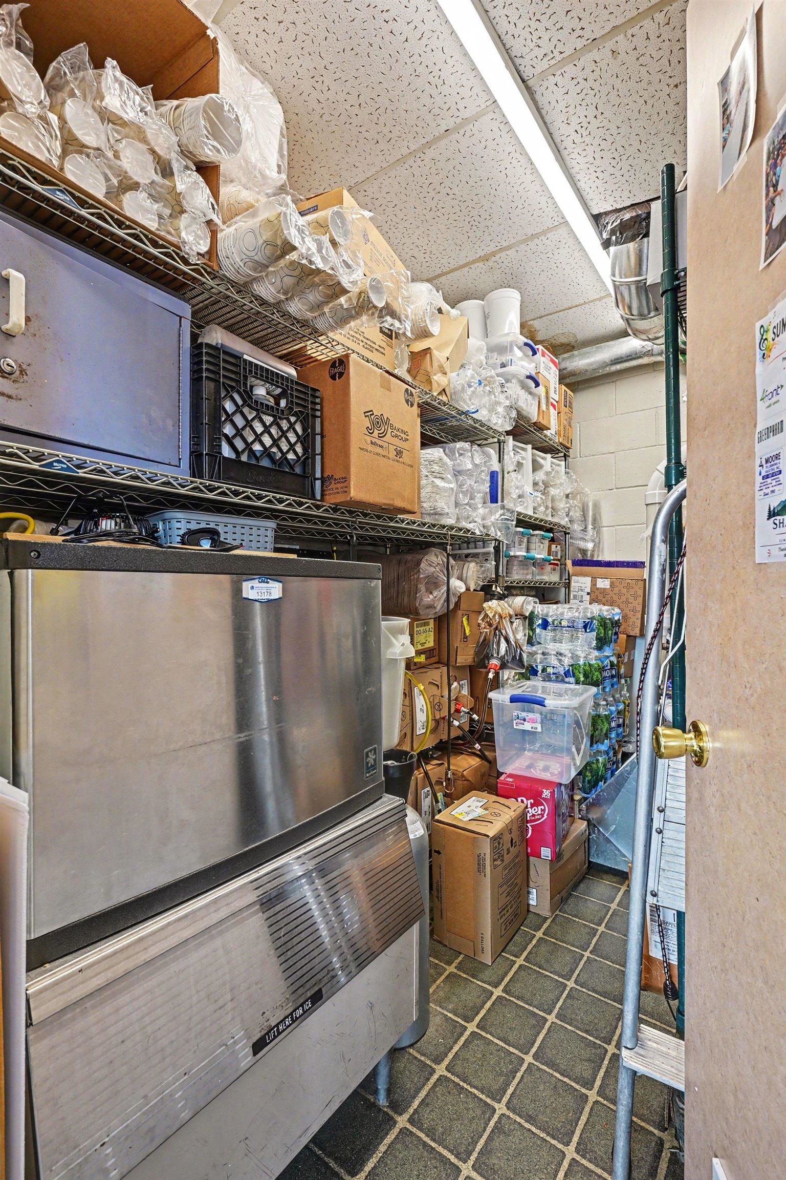 111 N William Street Property Photo 15