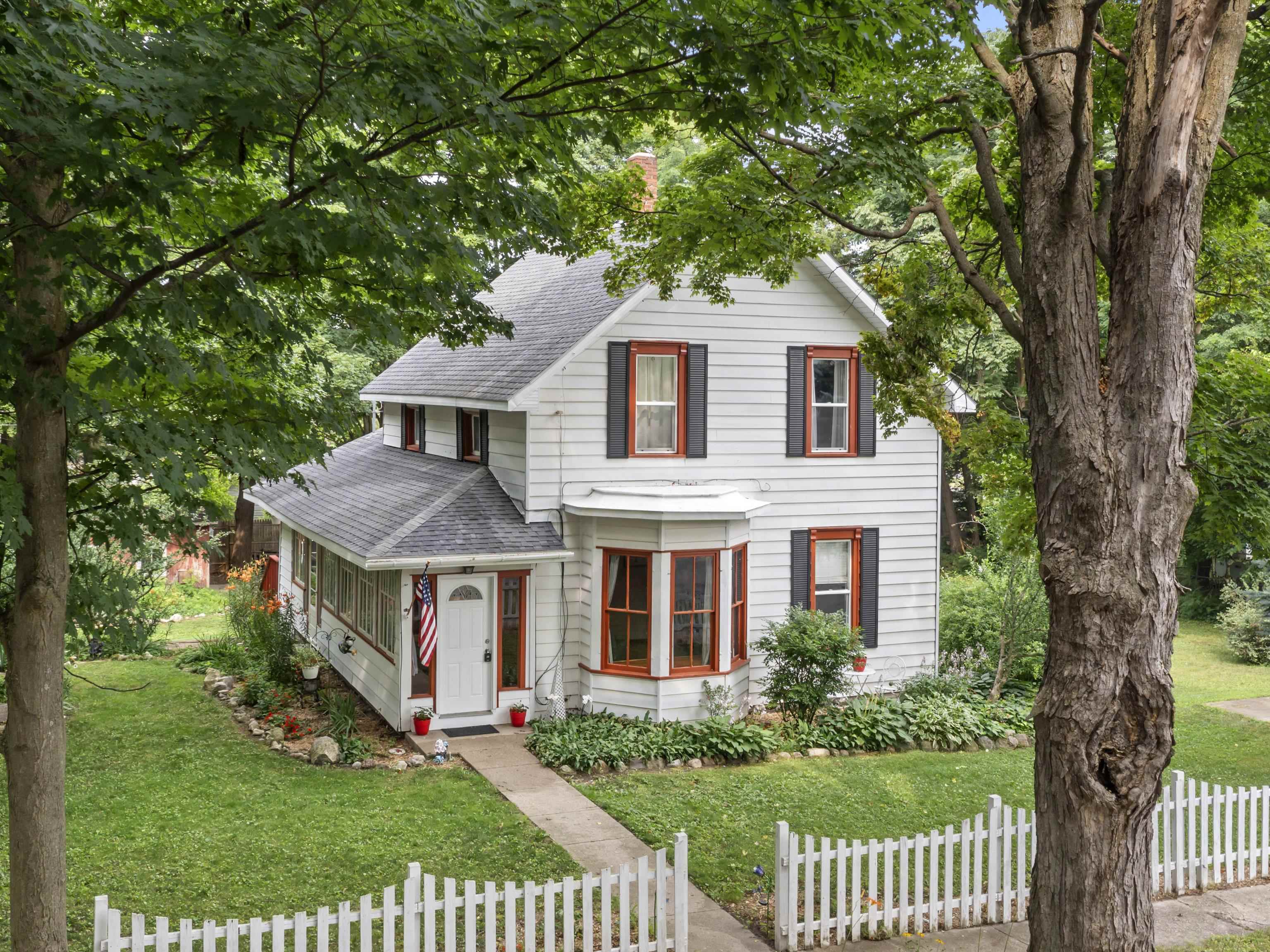 12182 Maple Street Property Photo 1