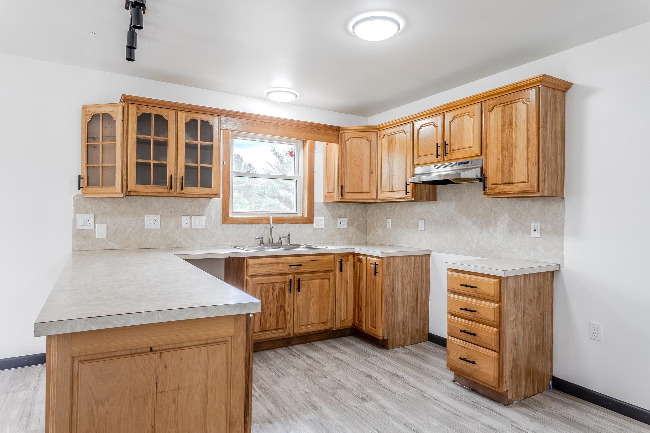 2265 Michigan Avenue Property Photo 1