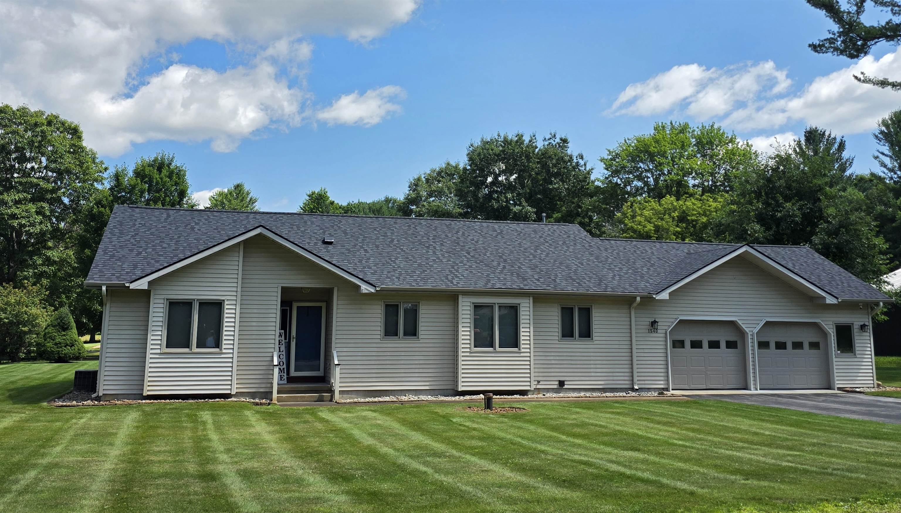 1540 Twin Birch Property Photo 1