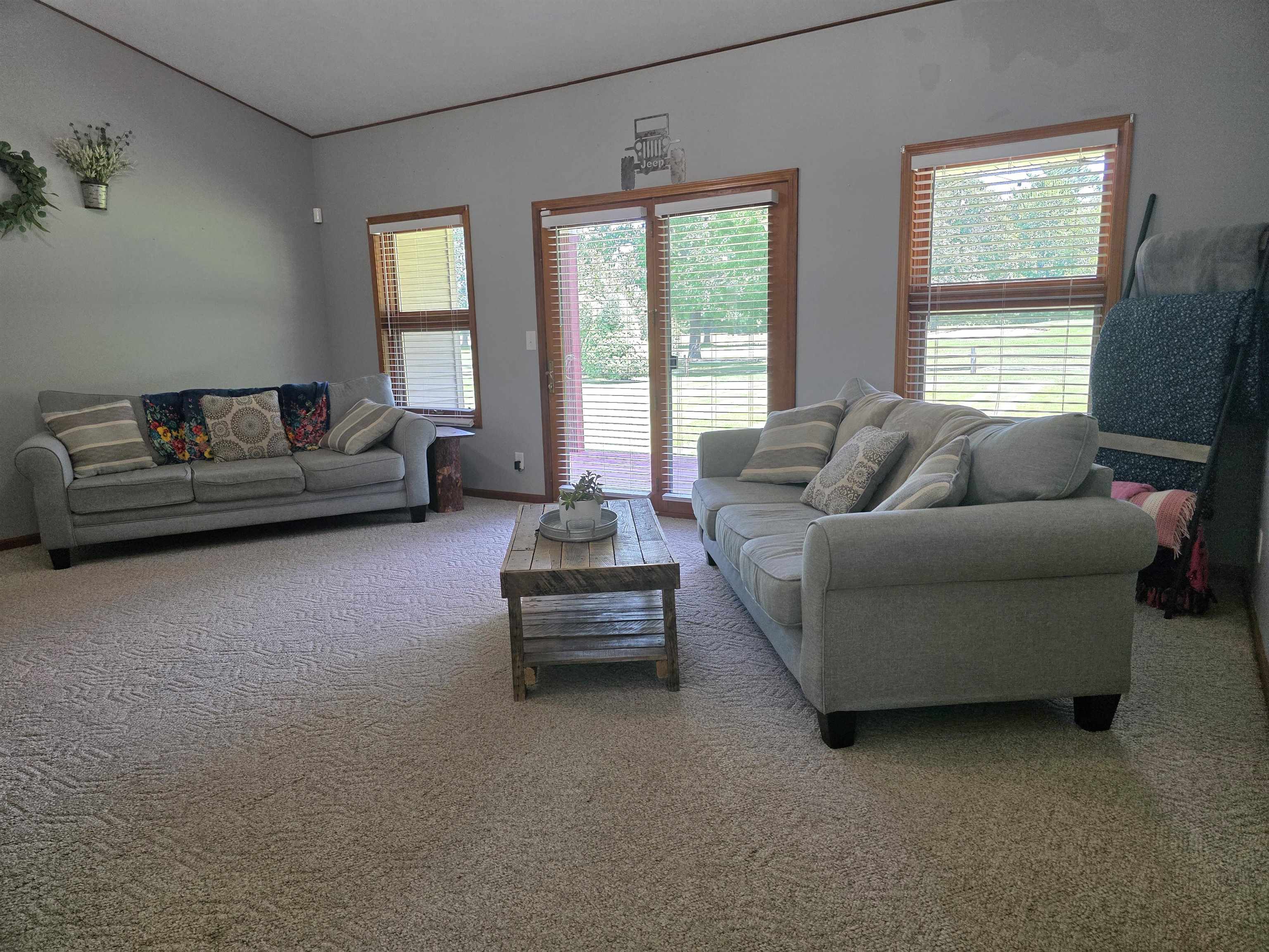 1540 Twin Birch Property Photo 7