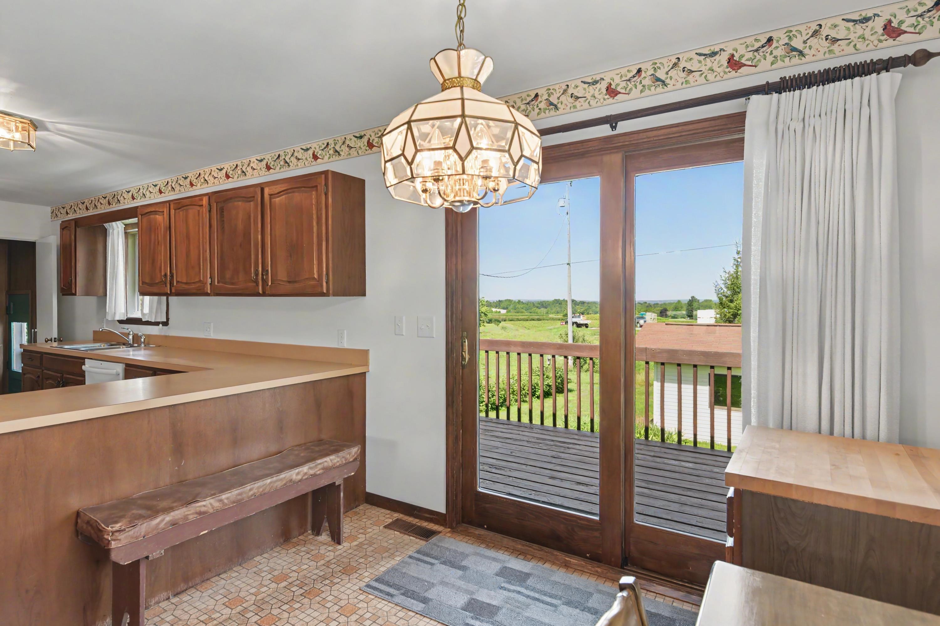 11869 Center Road Property Photo 18