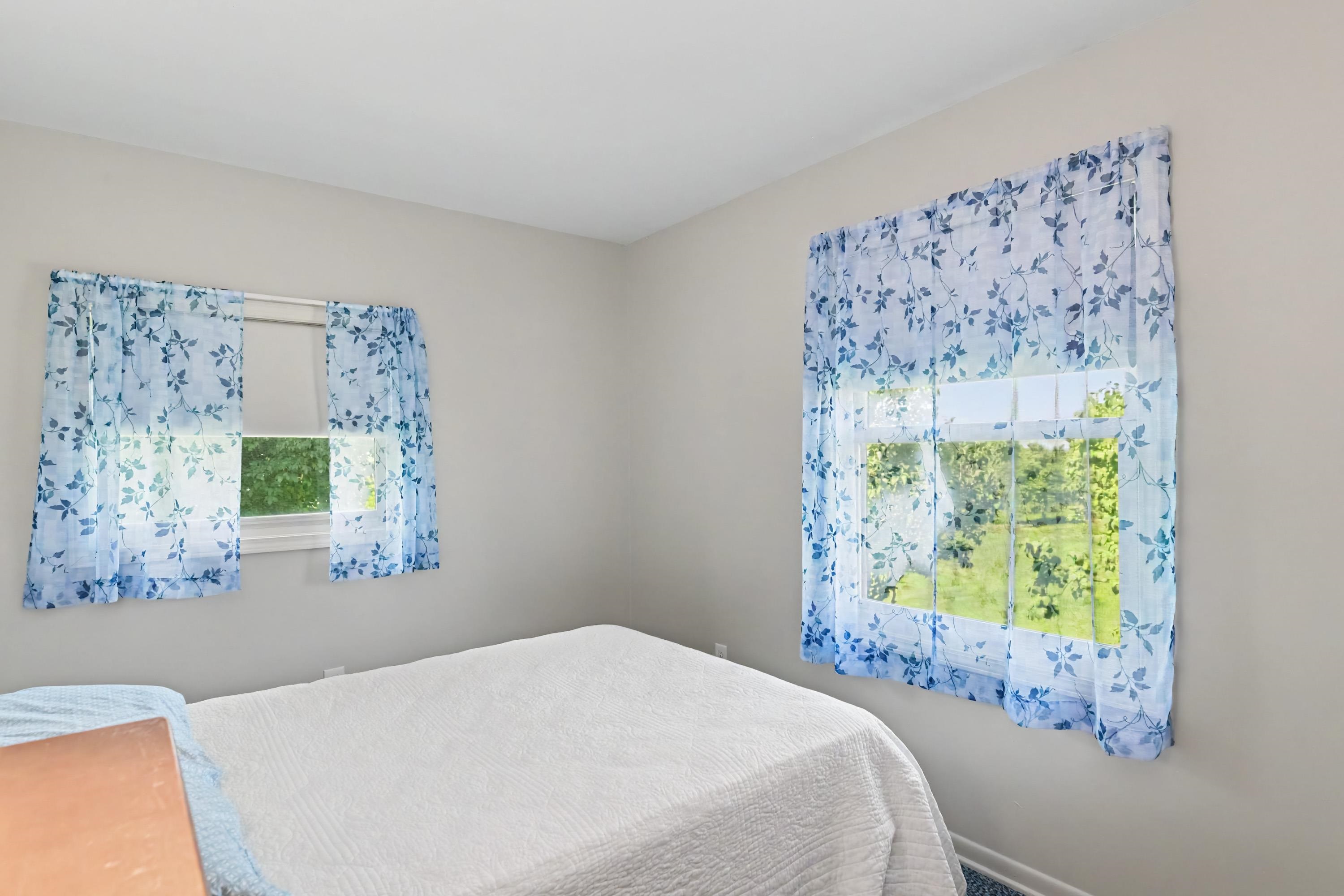 11869 Center Road Property Photo 25