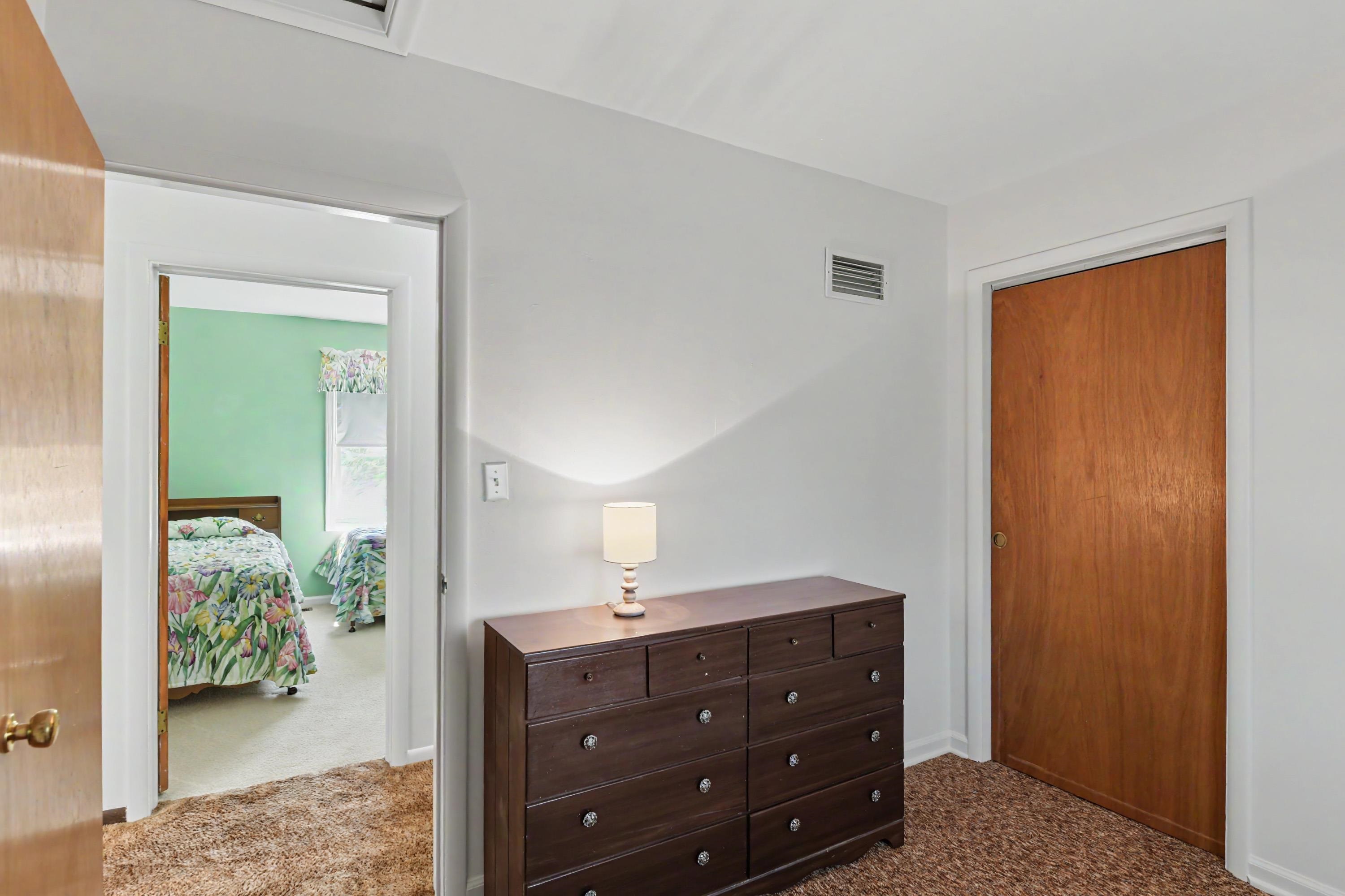 11869 Center Road Property Photo 27