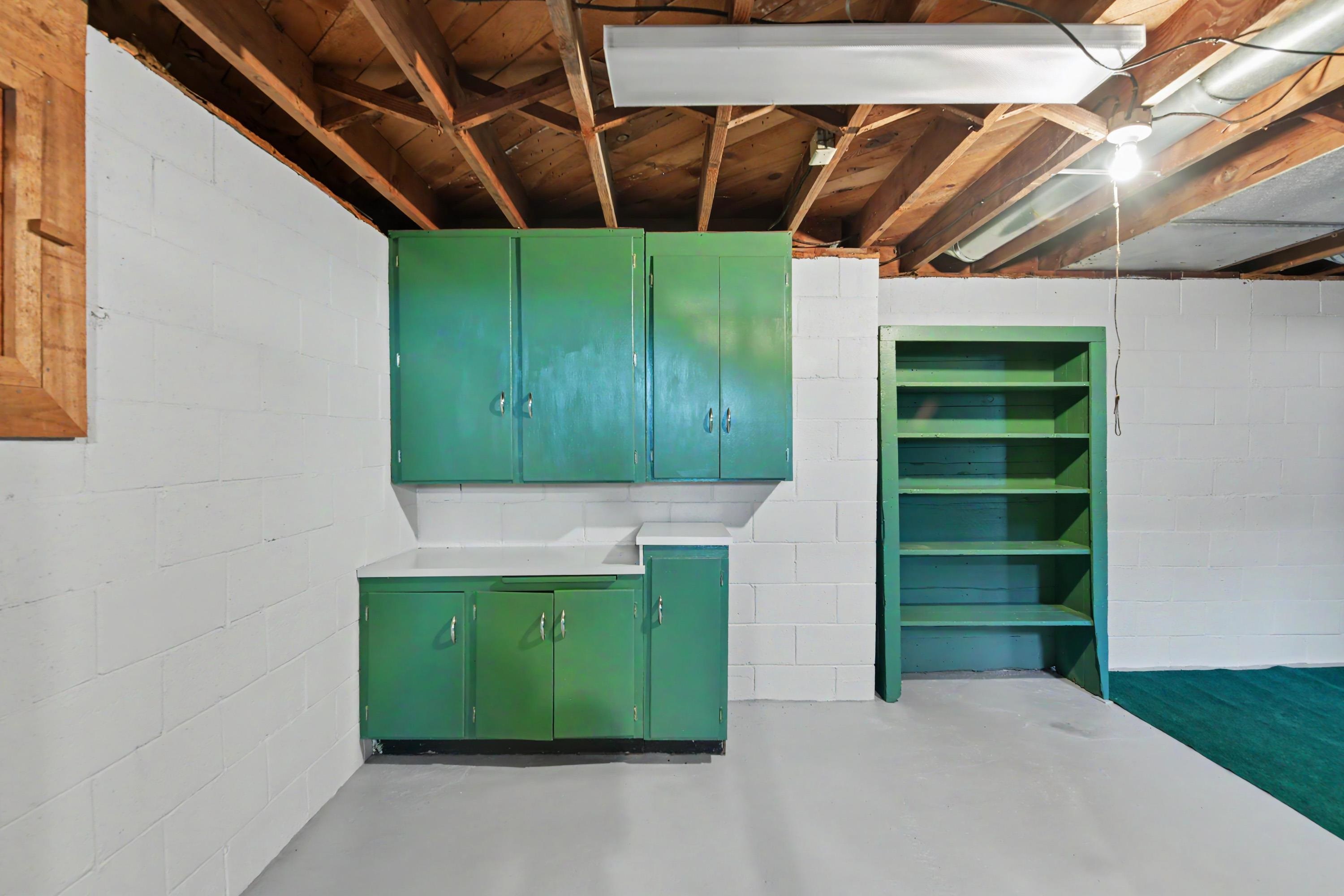 11869 Center Road Property Photo 33