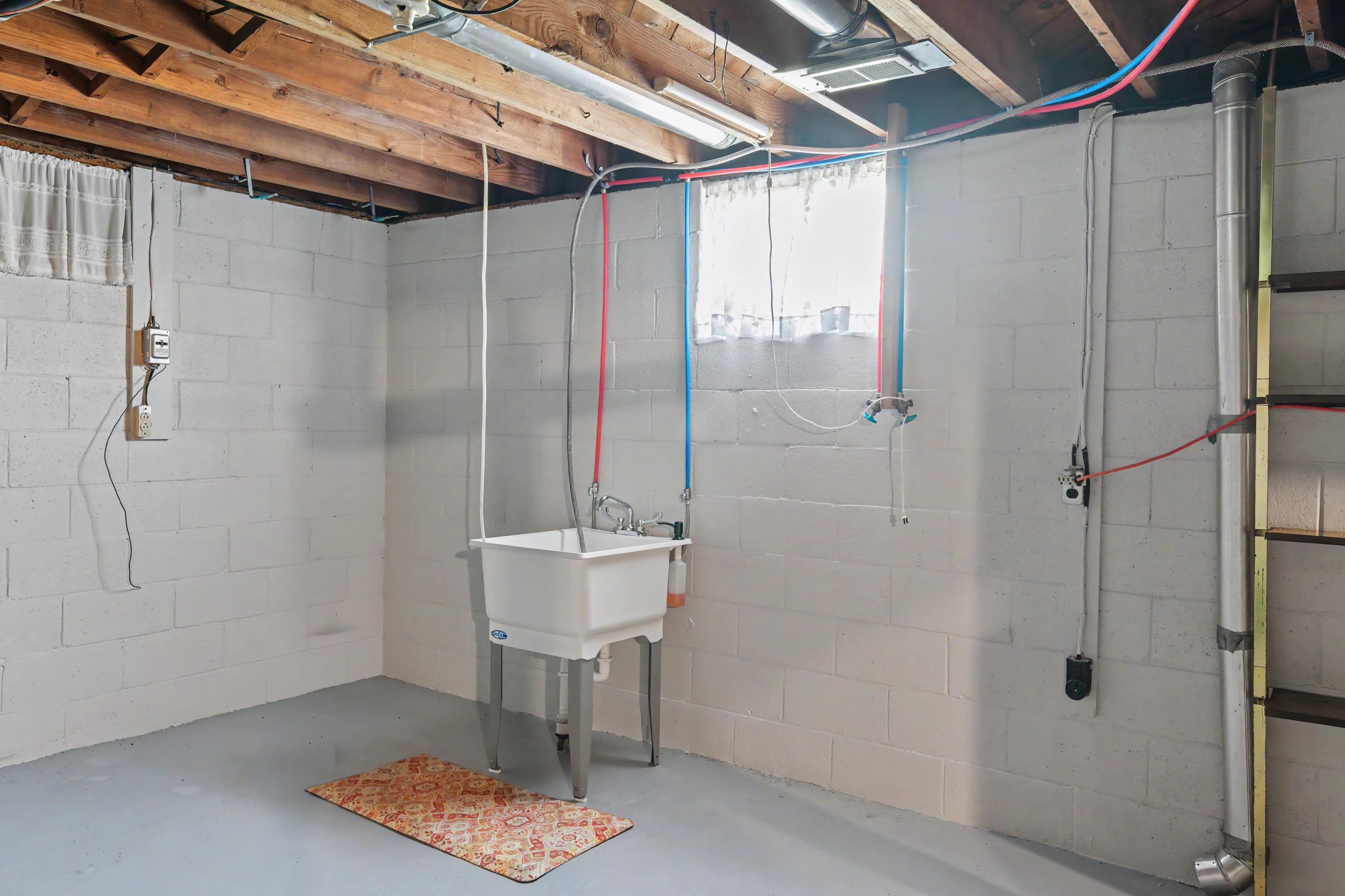 11869 Center Road Property Photo 35