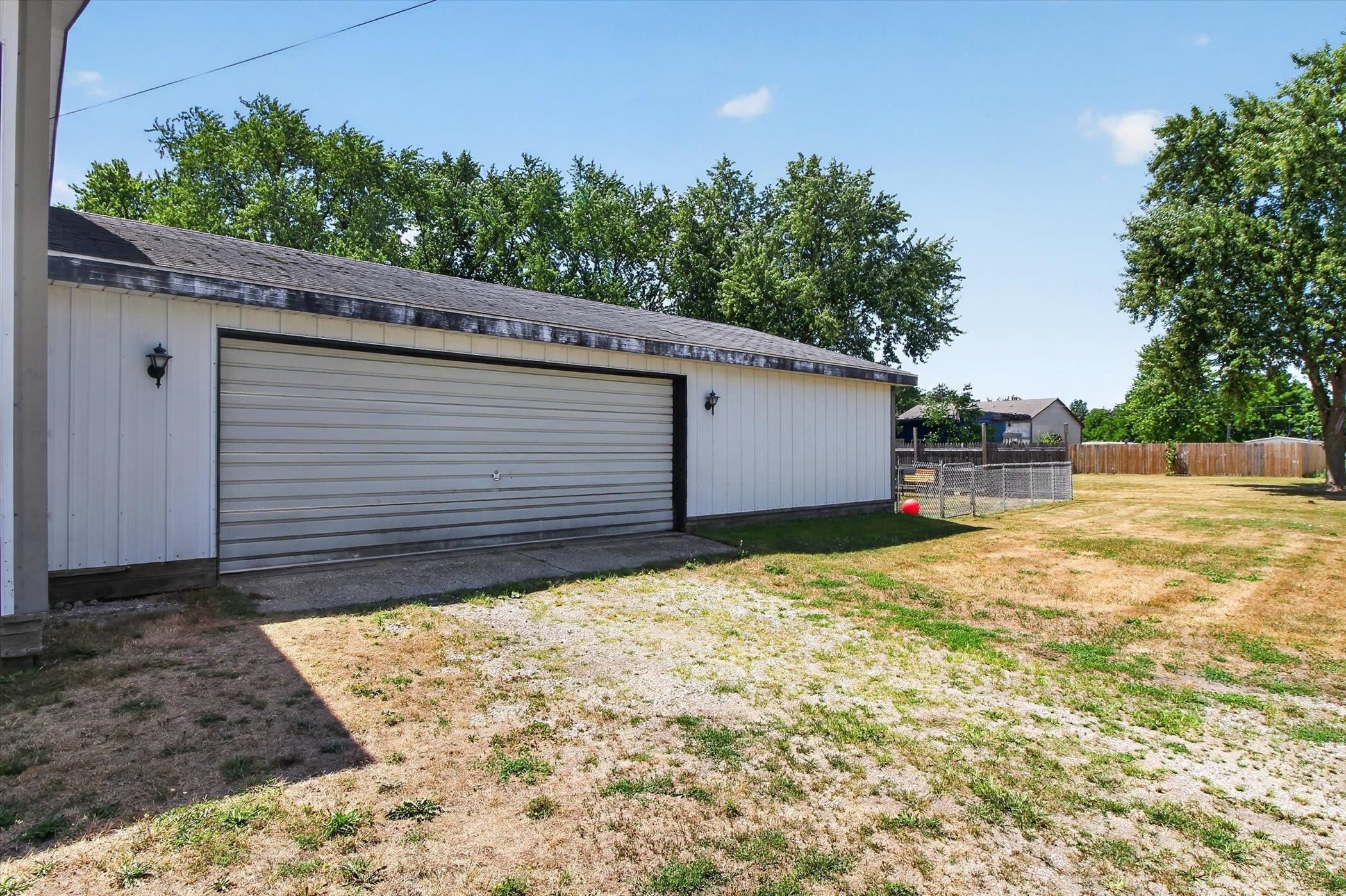 204 S Hodges Drive Property Photo 41