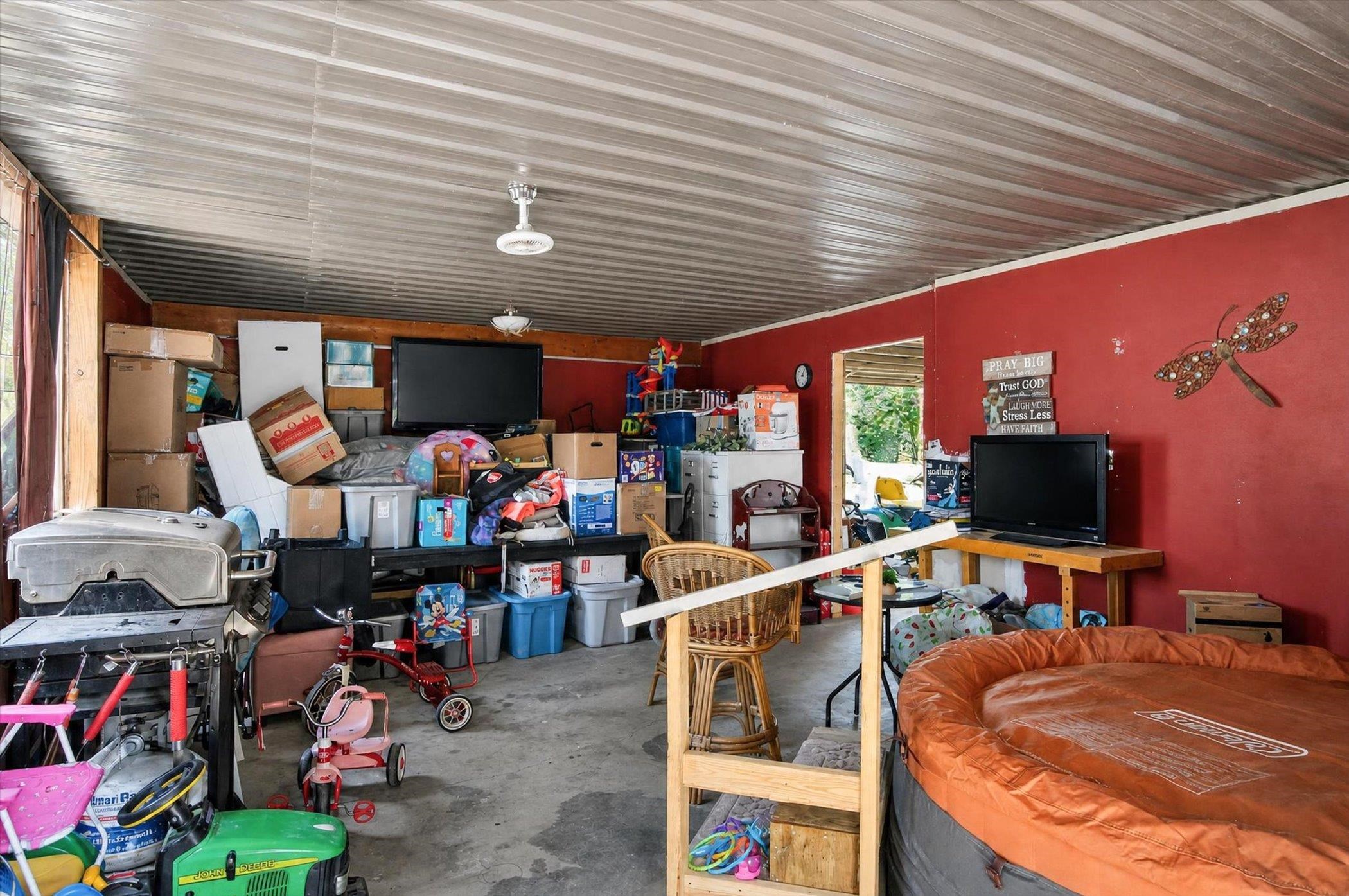 204 S Hodges Drive Property Photo 45