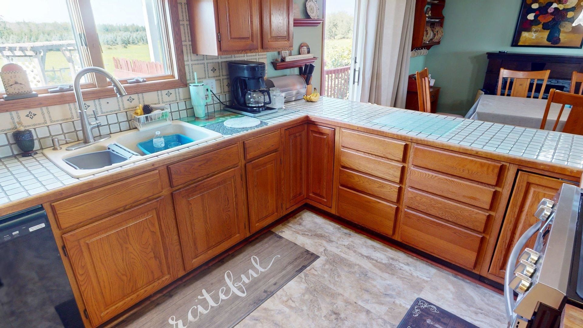 668 S Nelson Property Photo 4