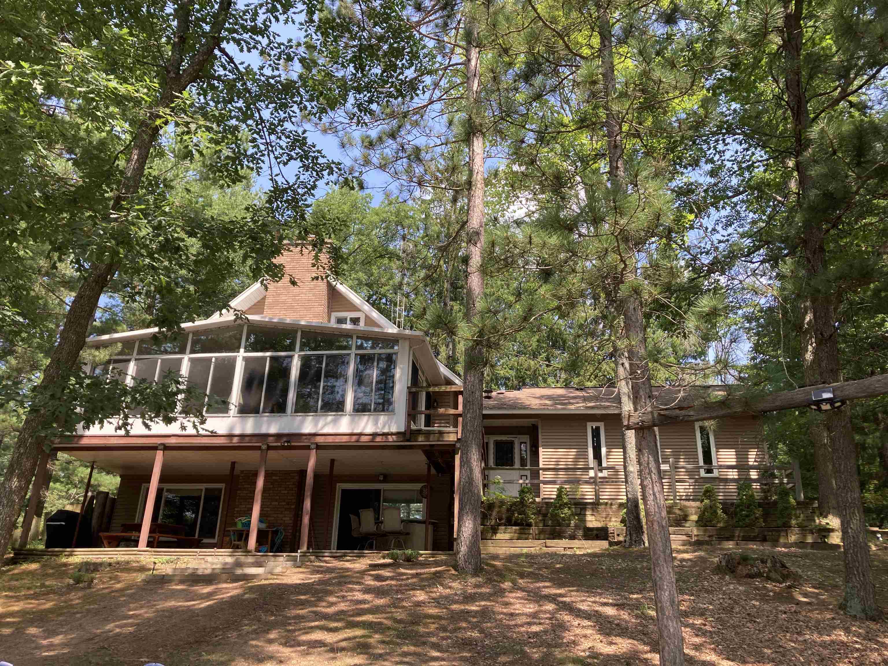 581 Abbott Road Property Photo 1