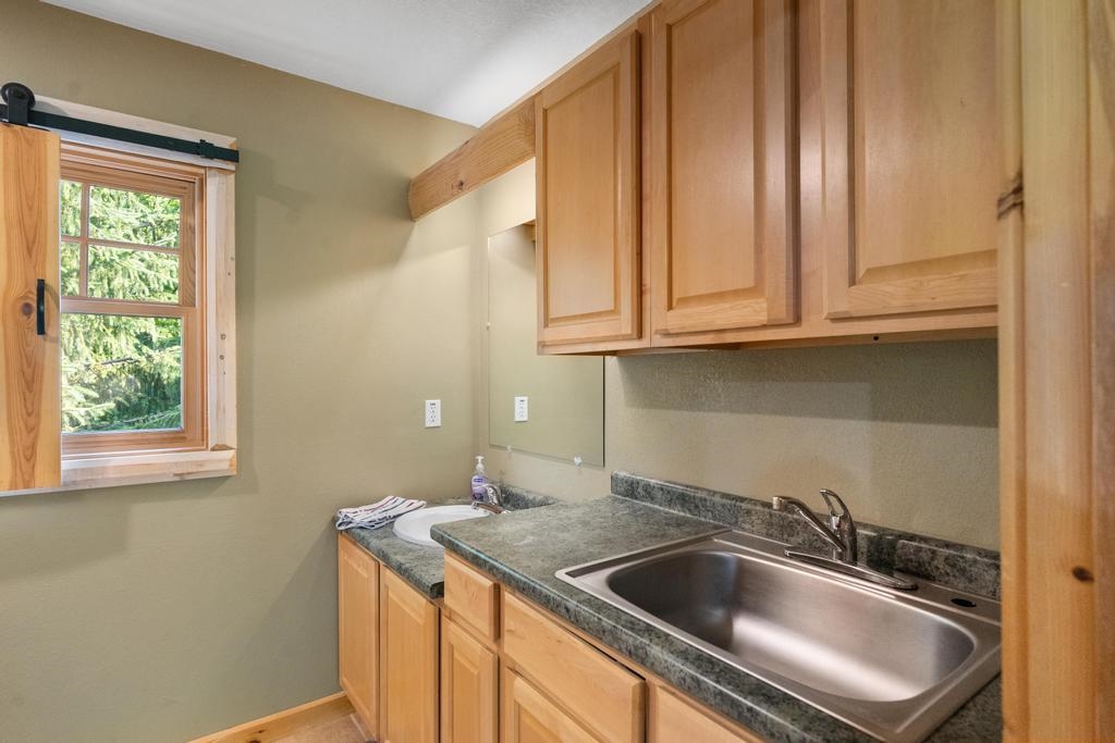 2658 Troon South Property Photo 23