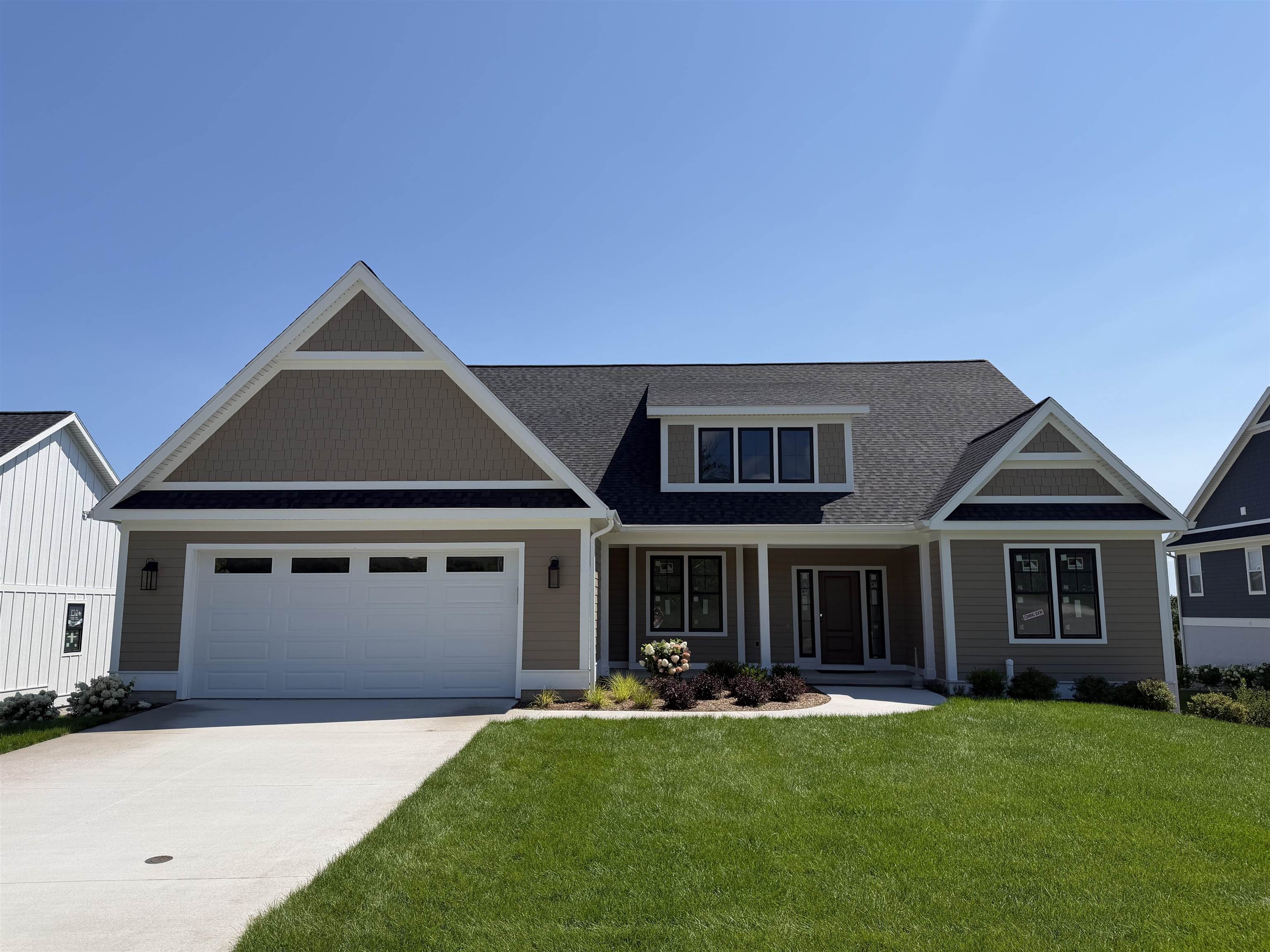 219 Vineyard Ridge Drive Property Photo 1