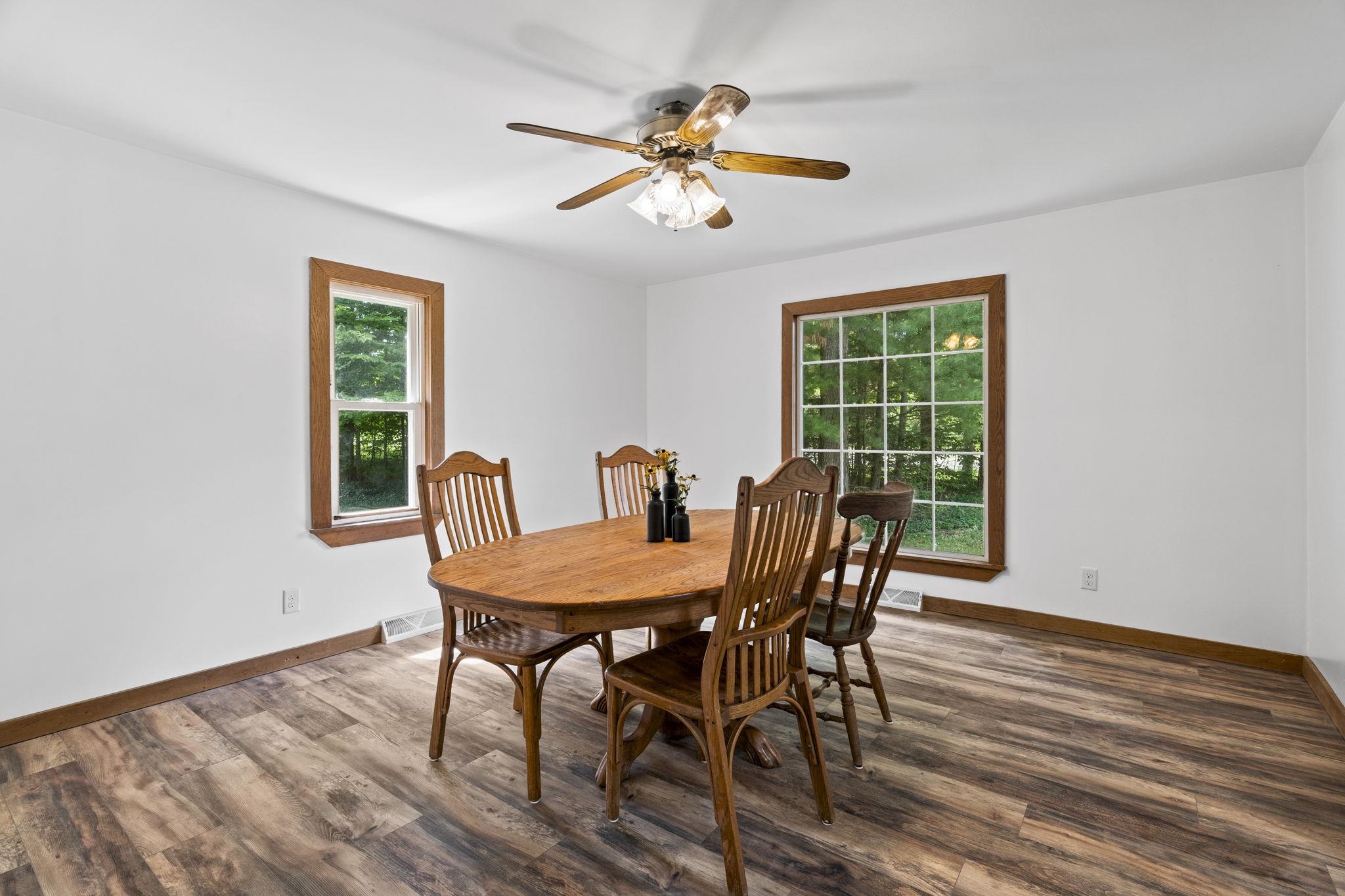 15049 Healy Lake Road Property Photo 15