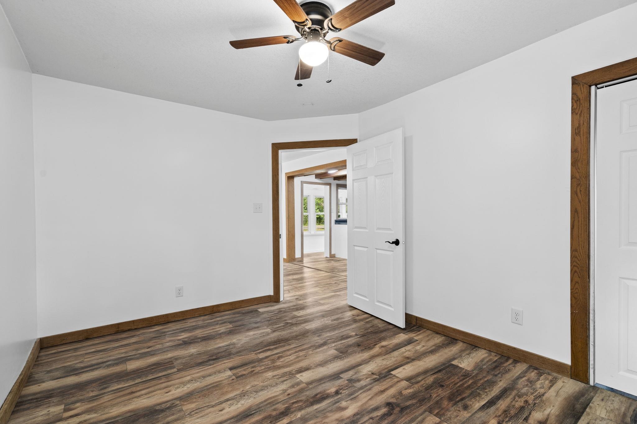 15049 Healy Lake Road Property Photo 18