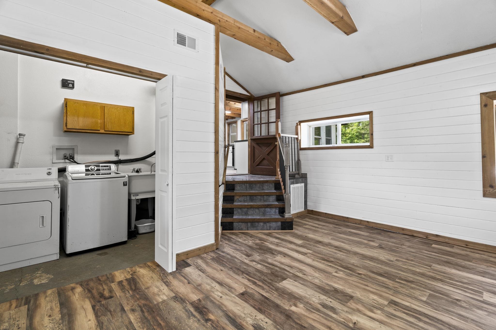 15049 Healy Lake Road Property Photo 31