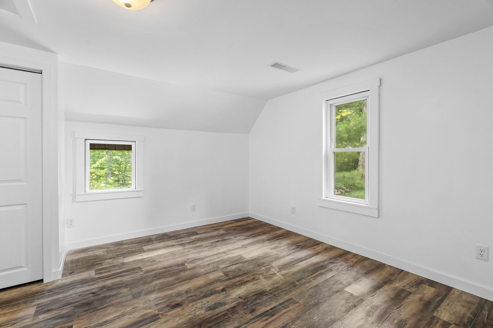 15049 Healy Lake Road Property Photo 42
