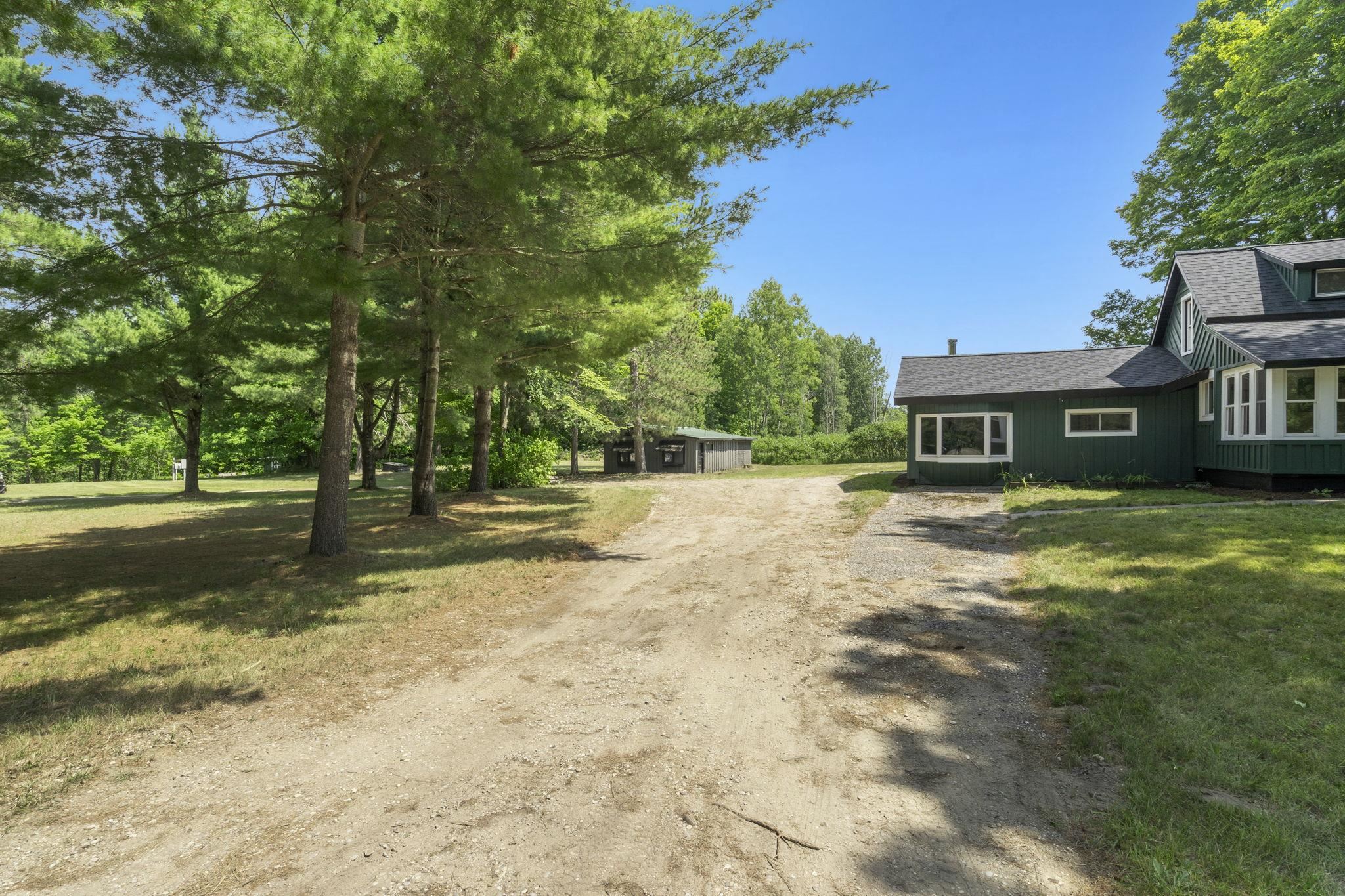 15049 Healy Lake Road Property Photo 67