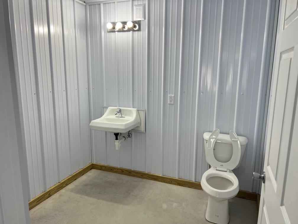 5949 Storage Loop Drive Property Photo 4