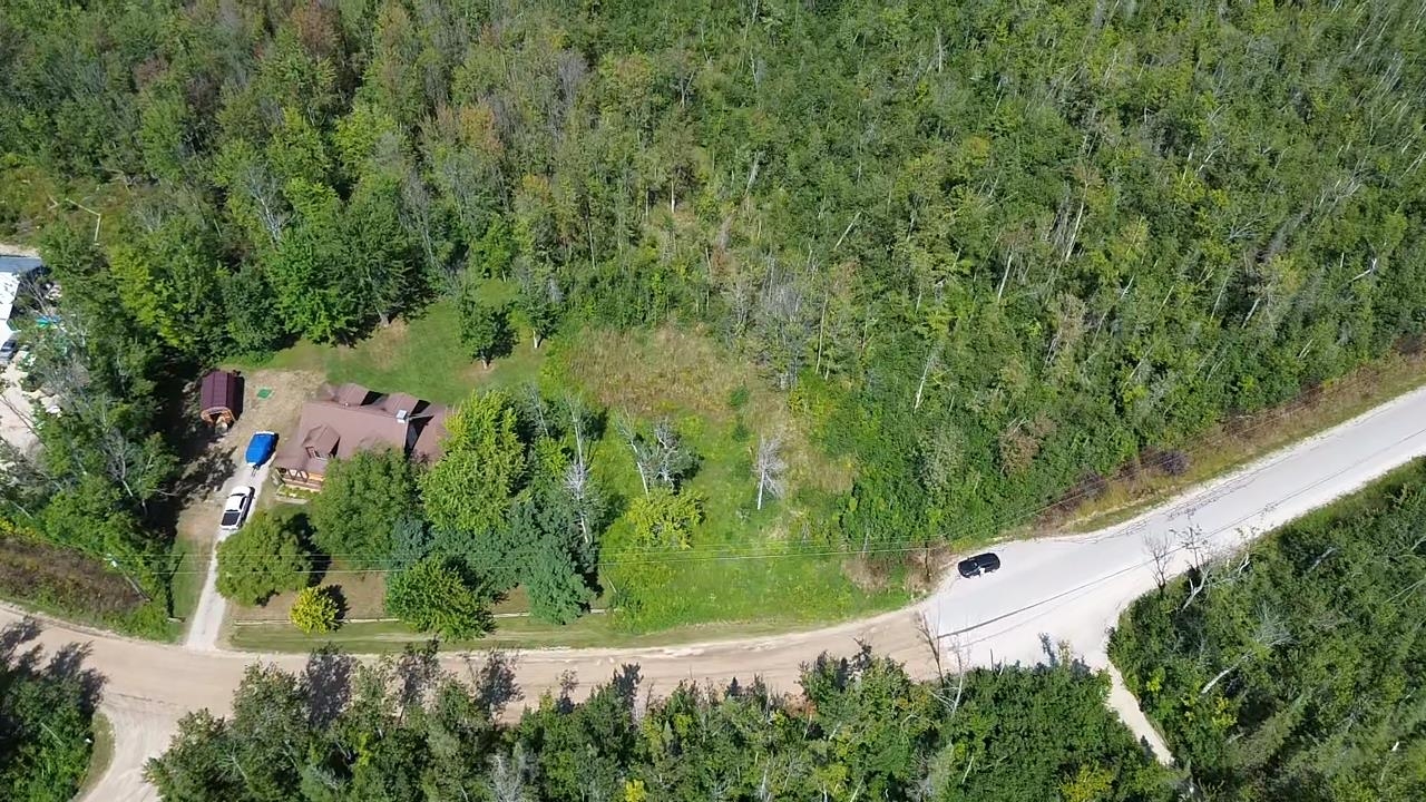 14222 Birch Pointe Drive Property Photo 3