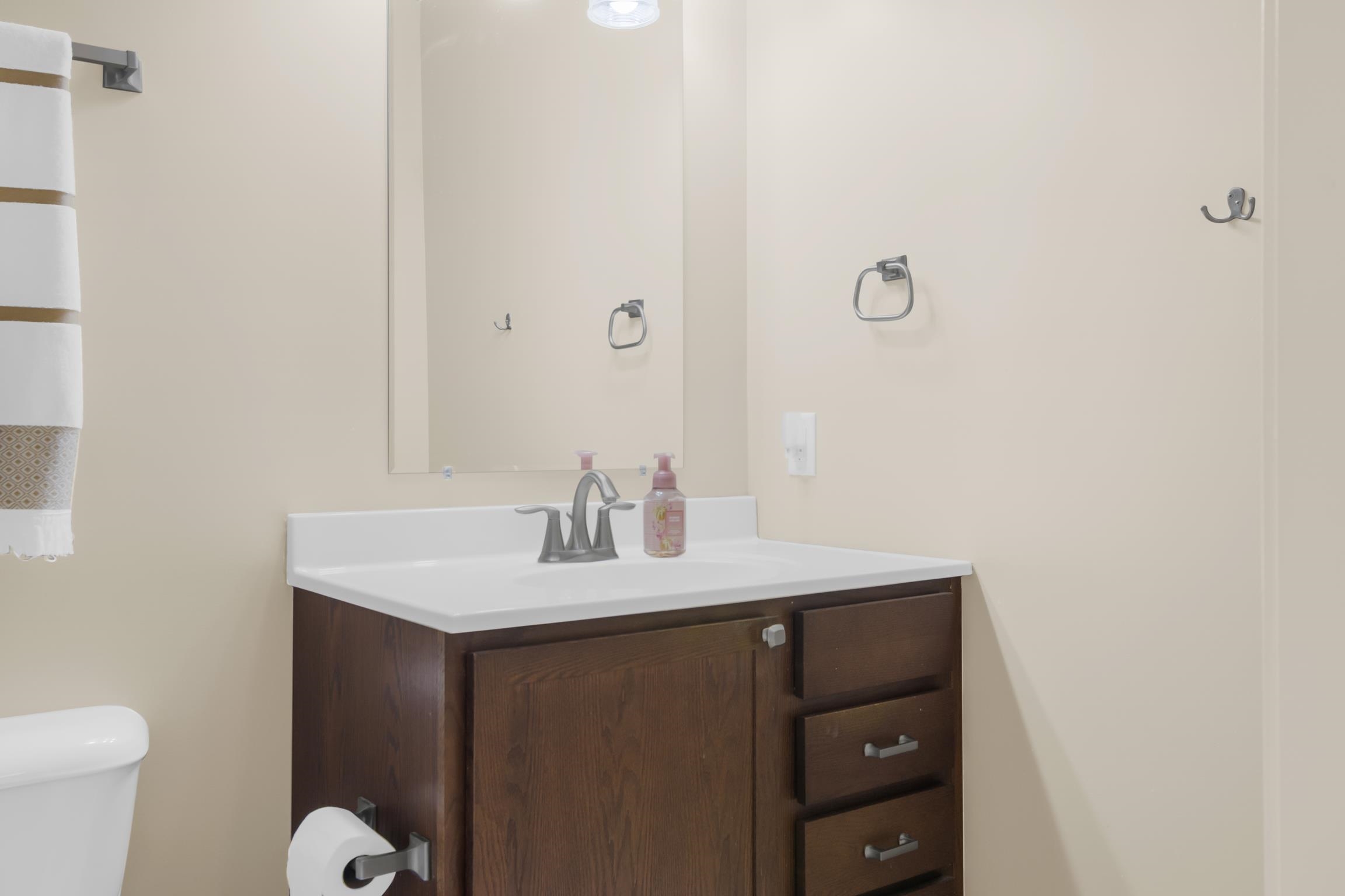 1691 Round Lake Road Property Photo 18