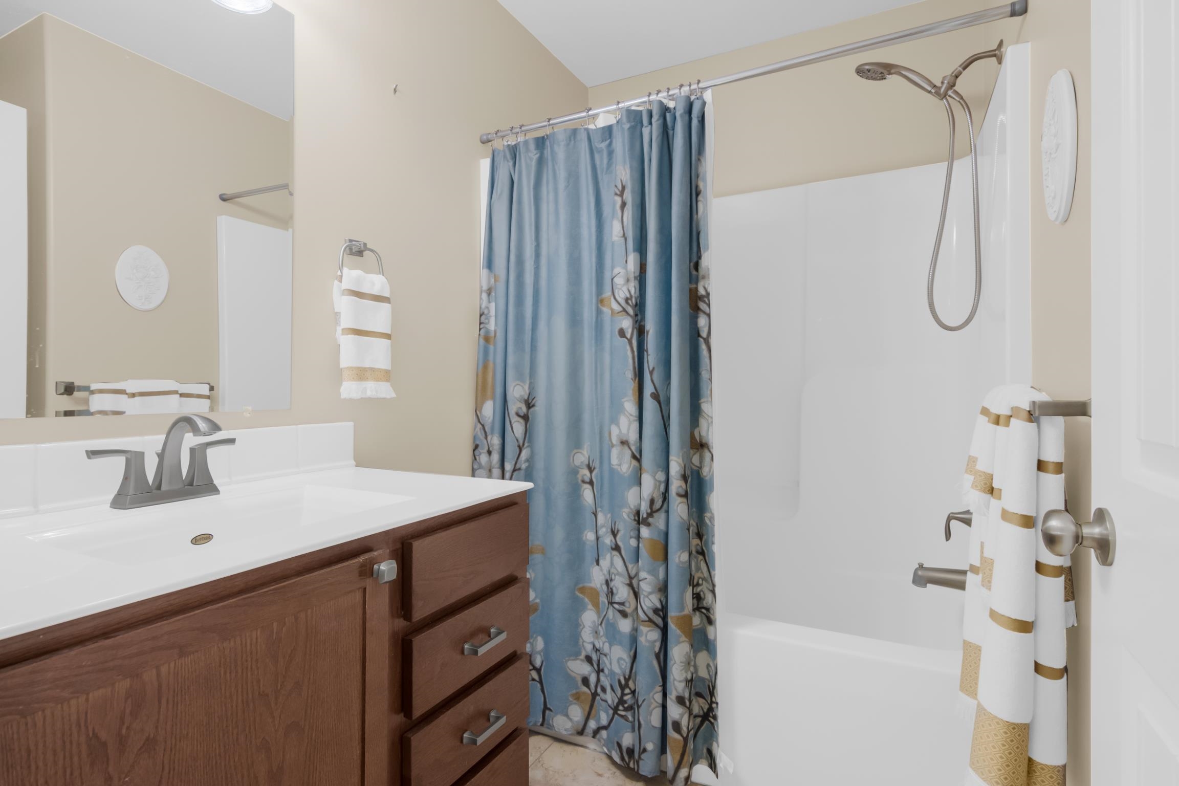 1691 Round Lake Road Property Photo 23