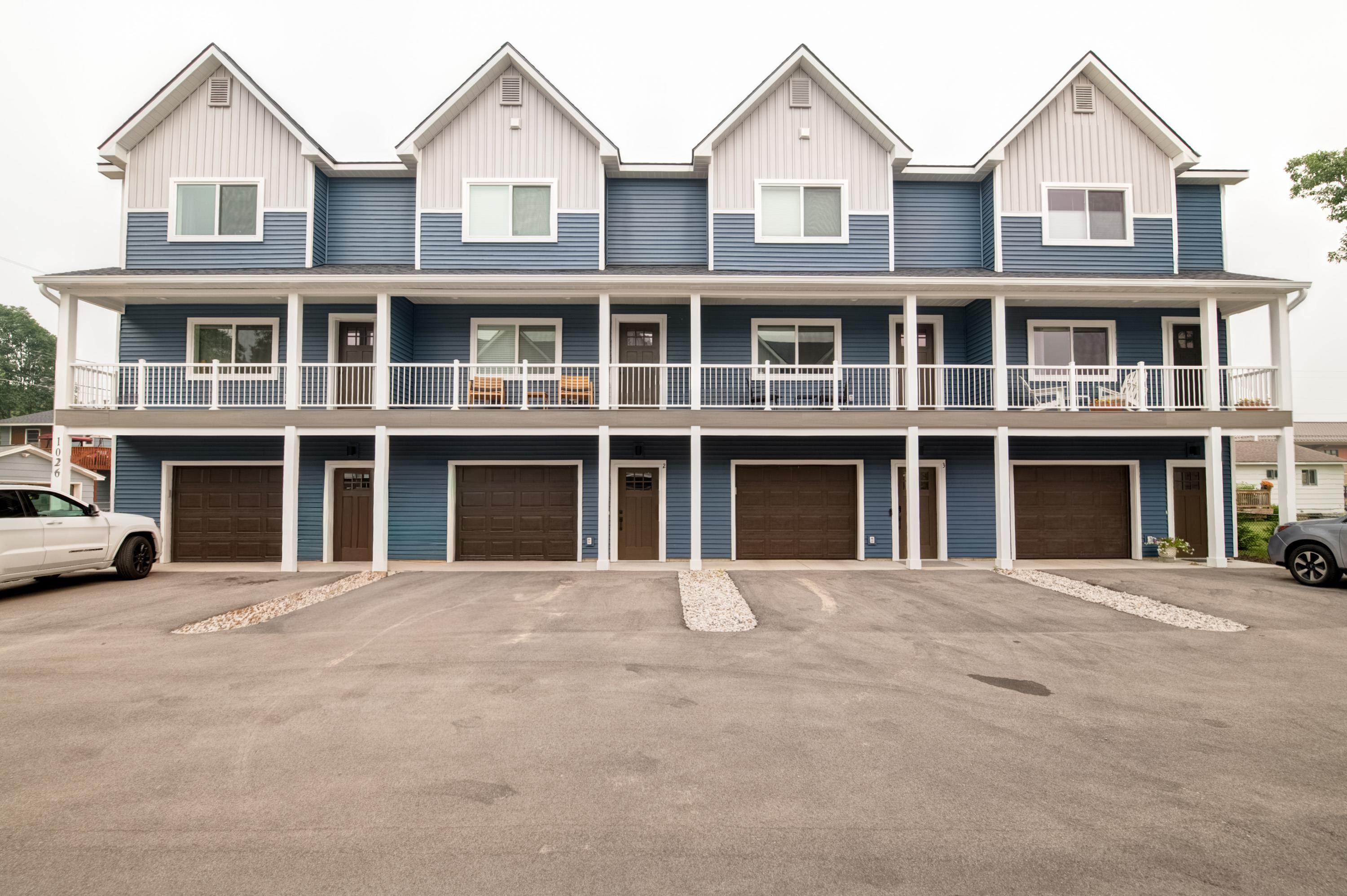 1026 Centre Street Property Photo 1