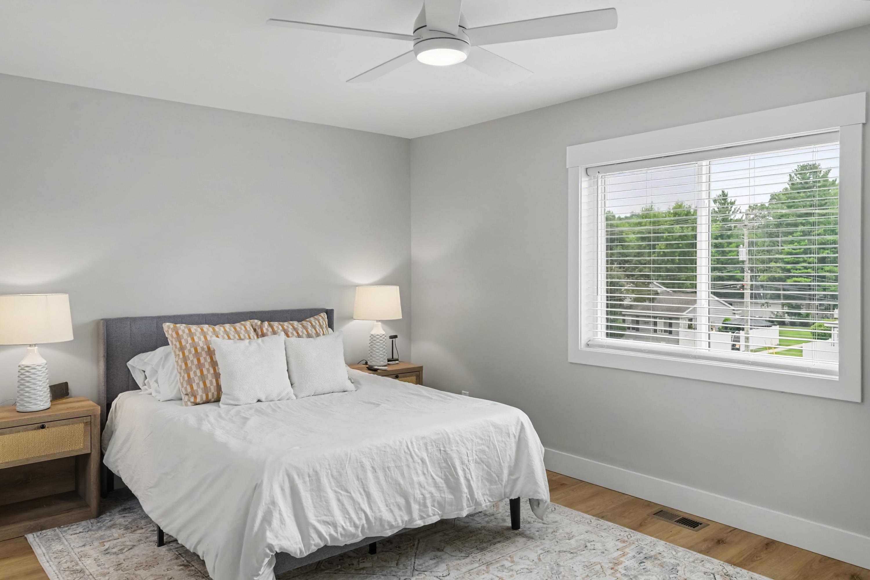 1026 Centre Street Property Photo 4