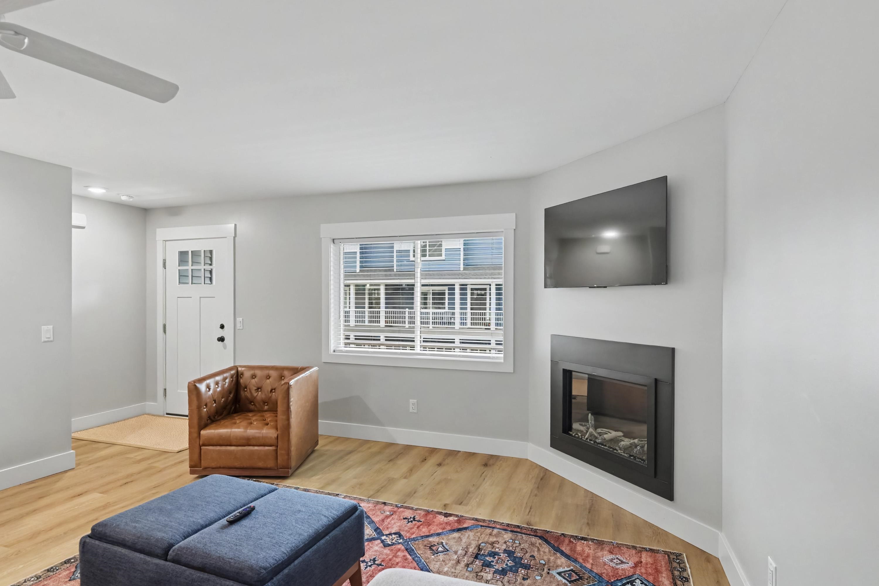 1026 Centre Street Property Photo 5