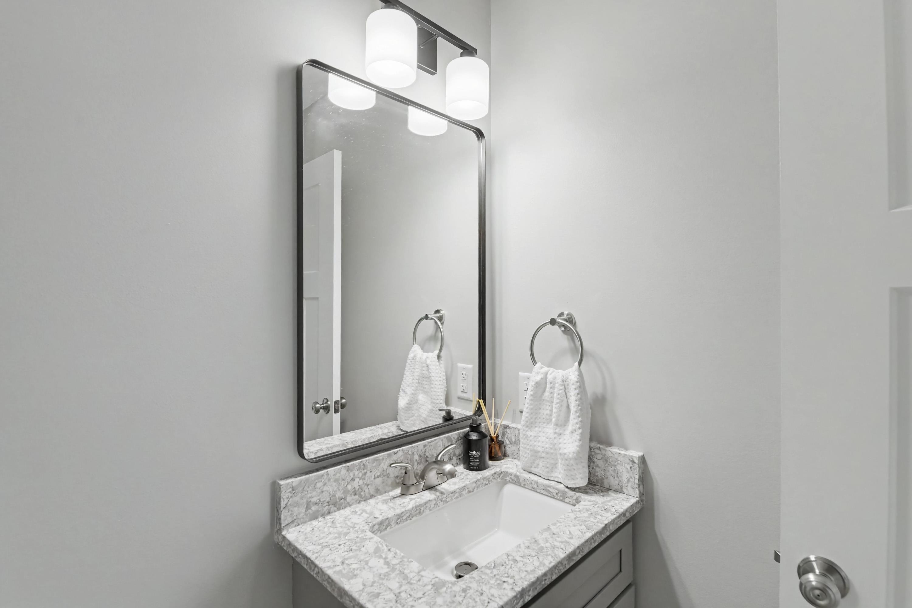 1026 Centre Street Property Photo 16