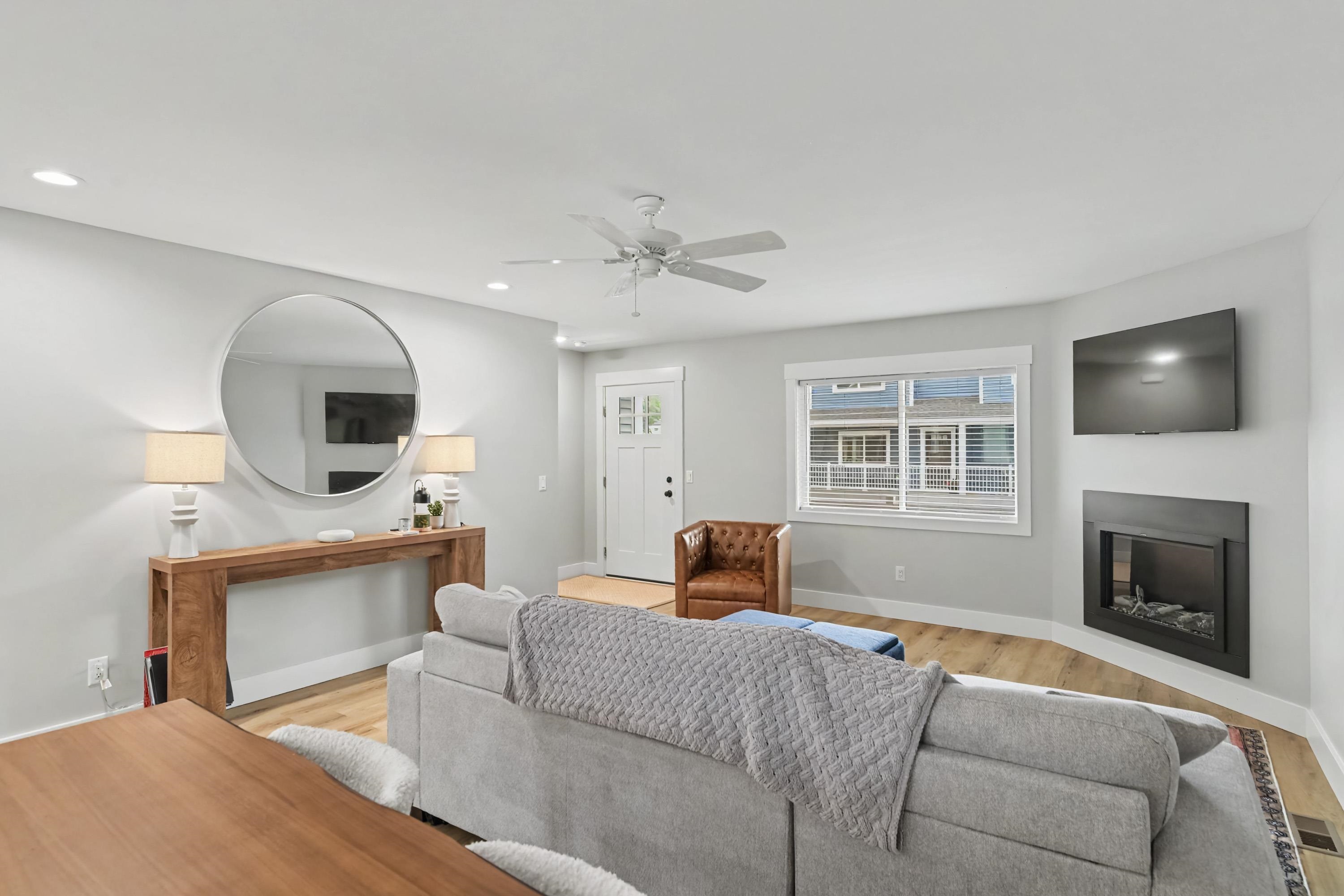 1026 Centre Street Property Photo 17