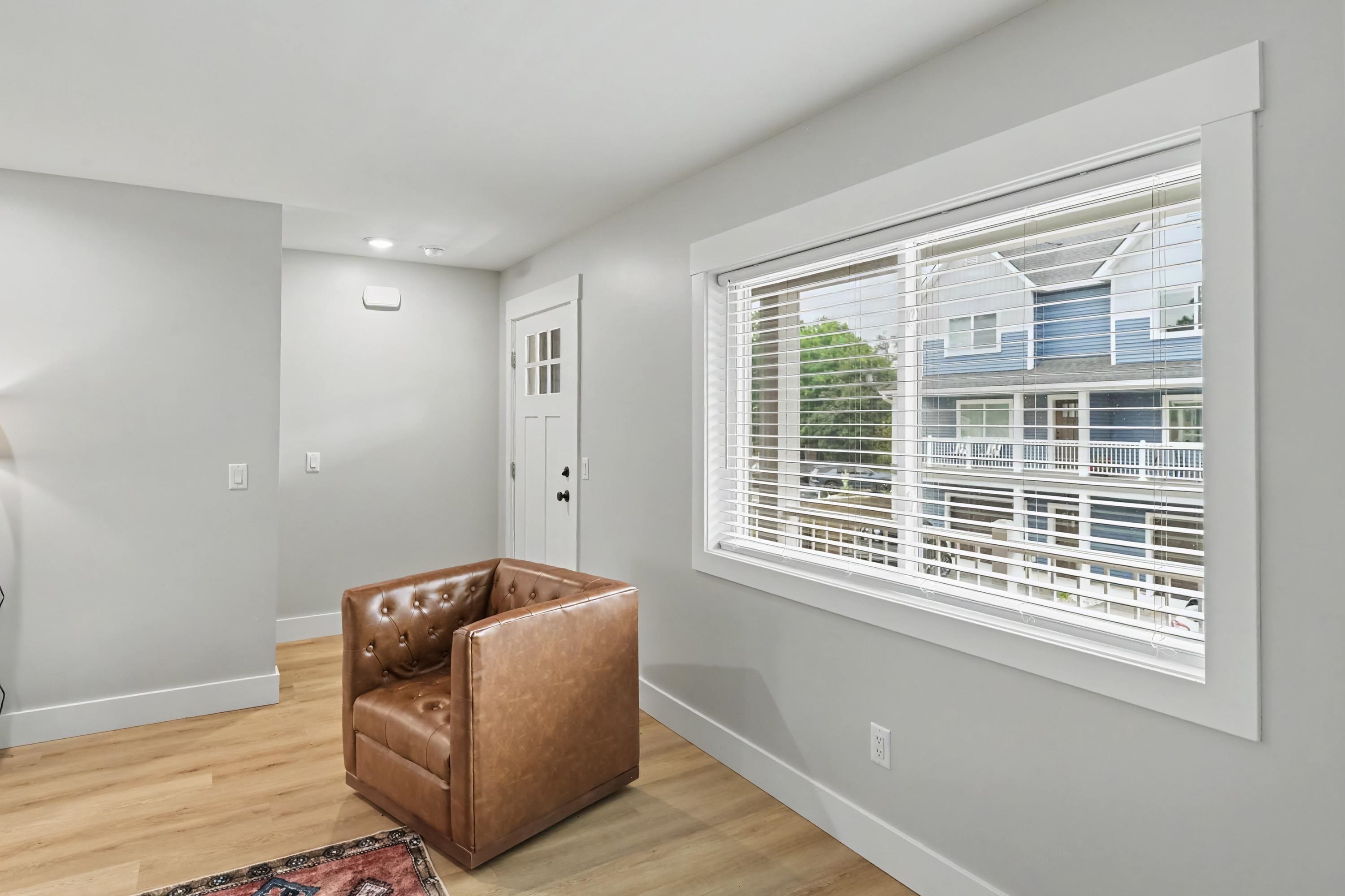 1026 Centre Street Property Photo 23