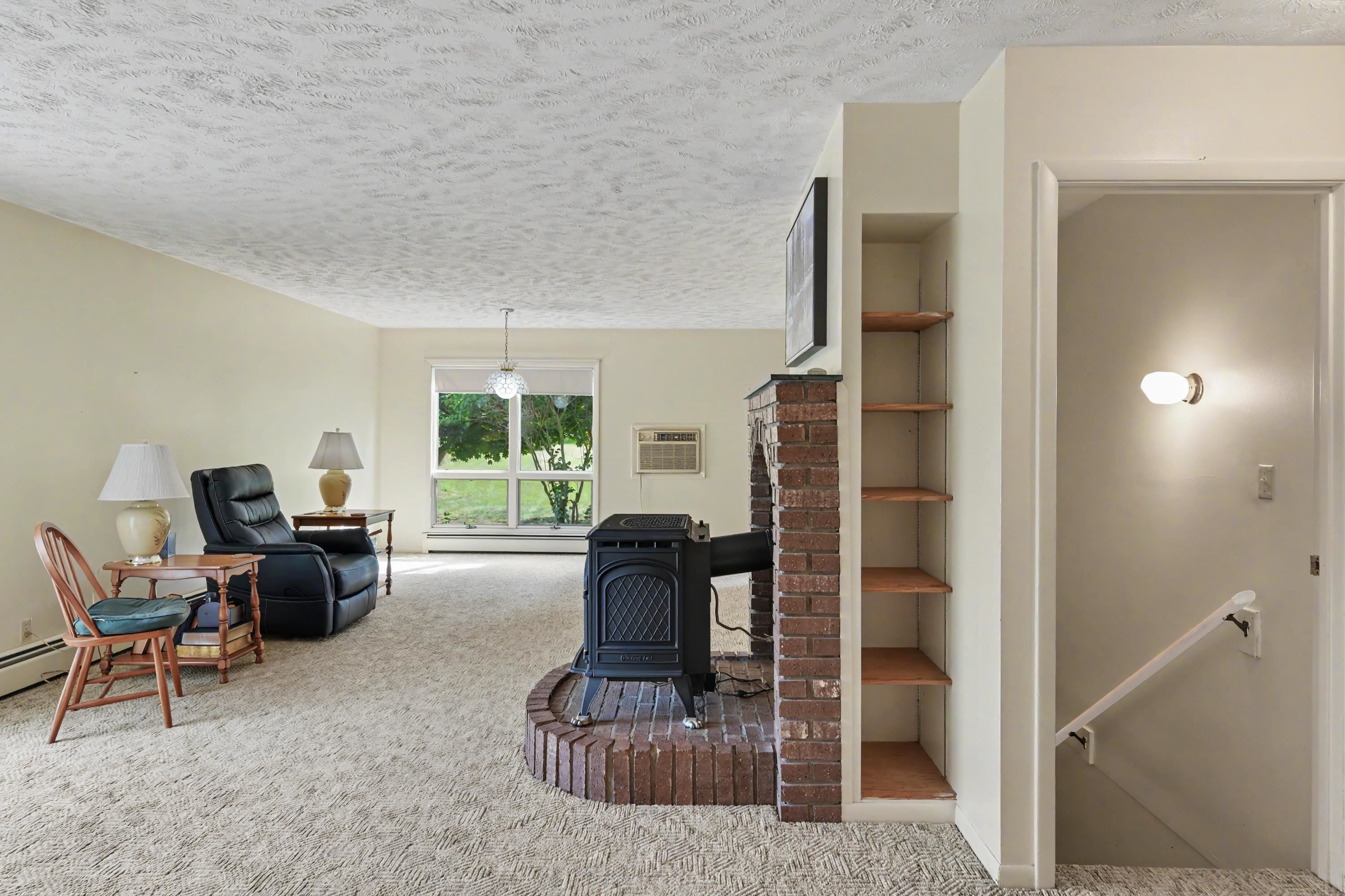 708 Meadow Drive Property Photo 8