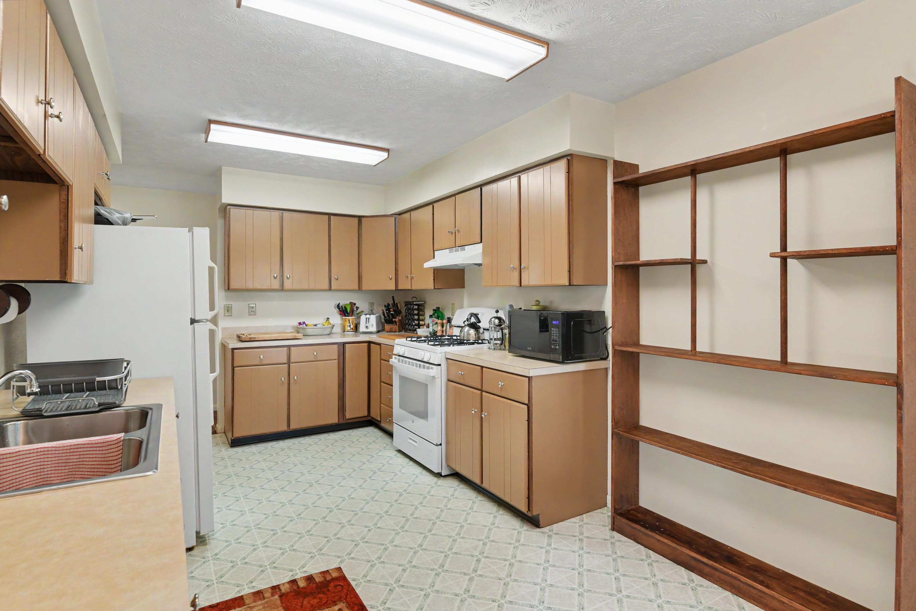 708 Meadow Drive Property Photo 11