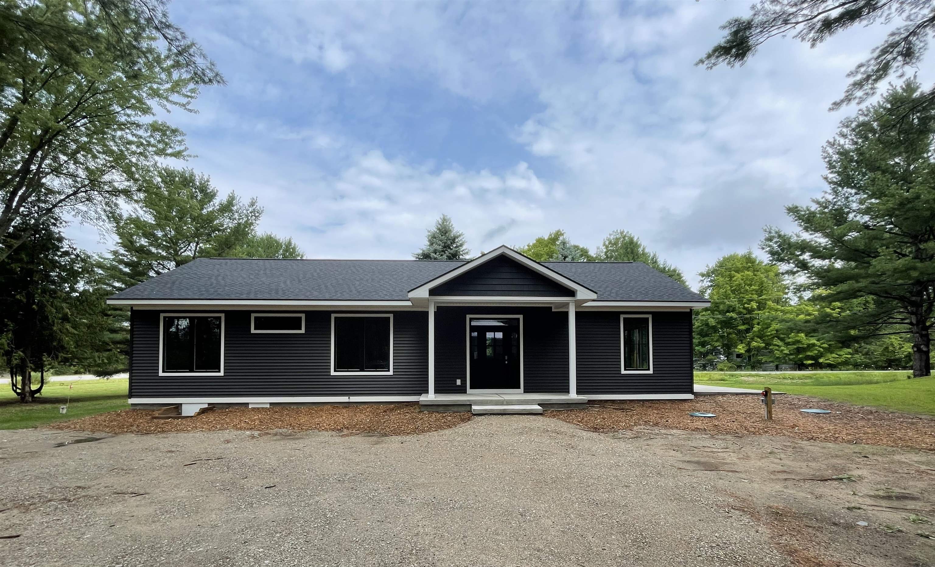8279 Cherry Avenue Property Photo 1
