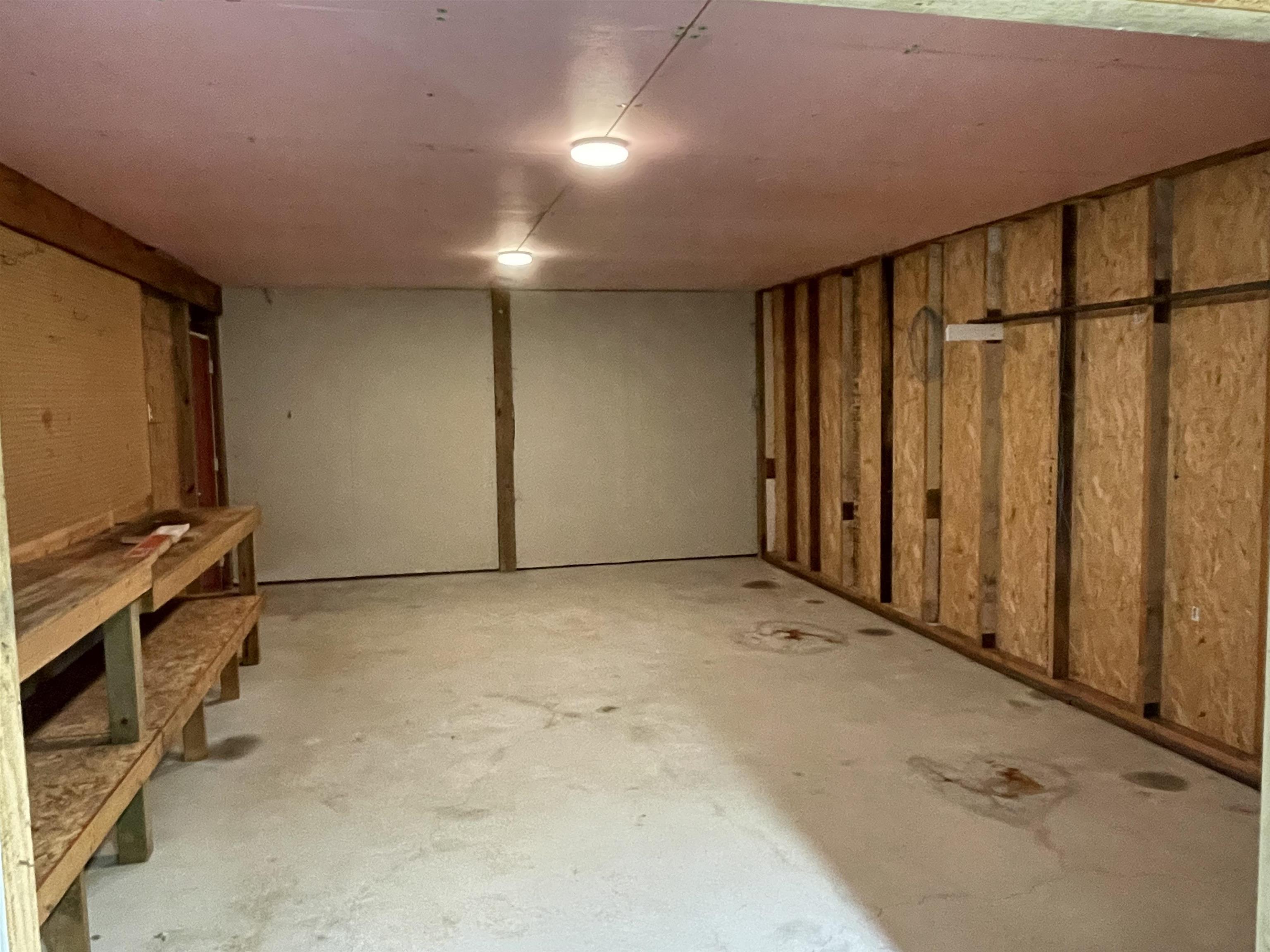 8279 Cherry Avenue Property Photo 38