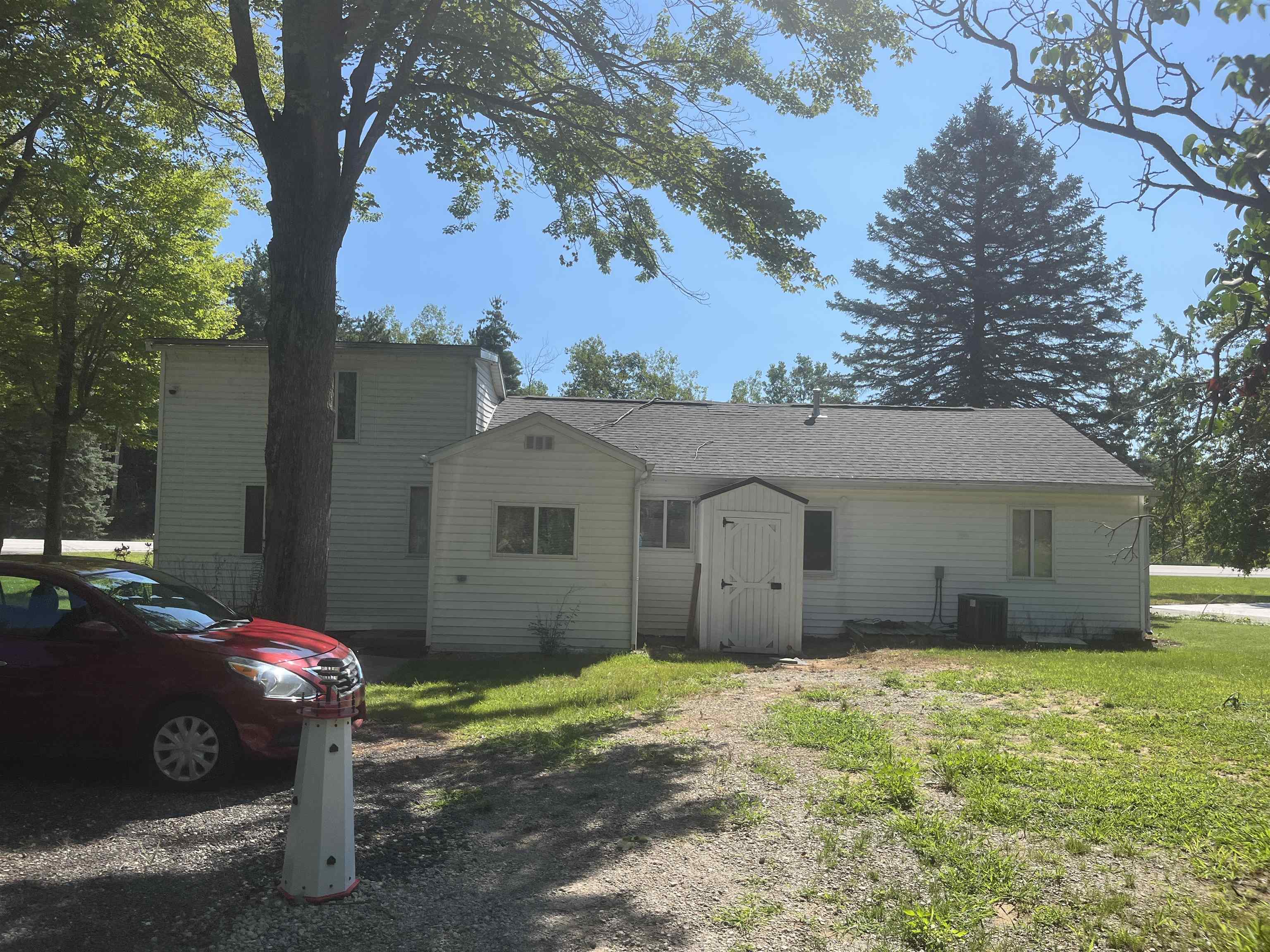 5200 S Huron Property Photo 18