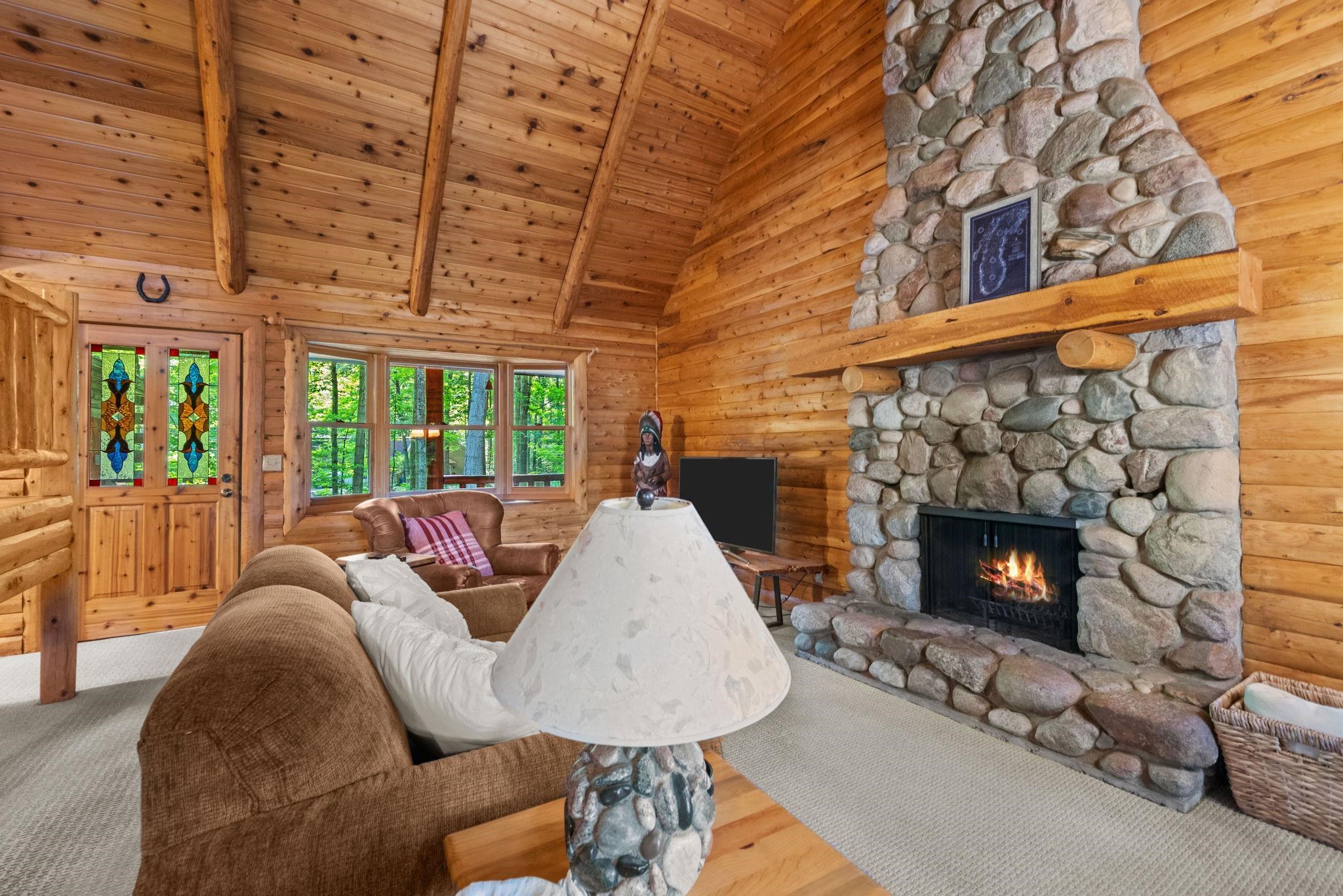 4864 S Manor Property Photo 12