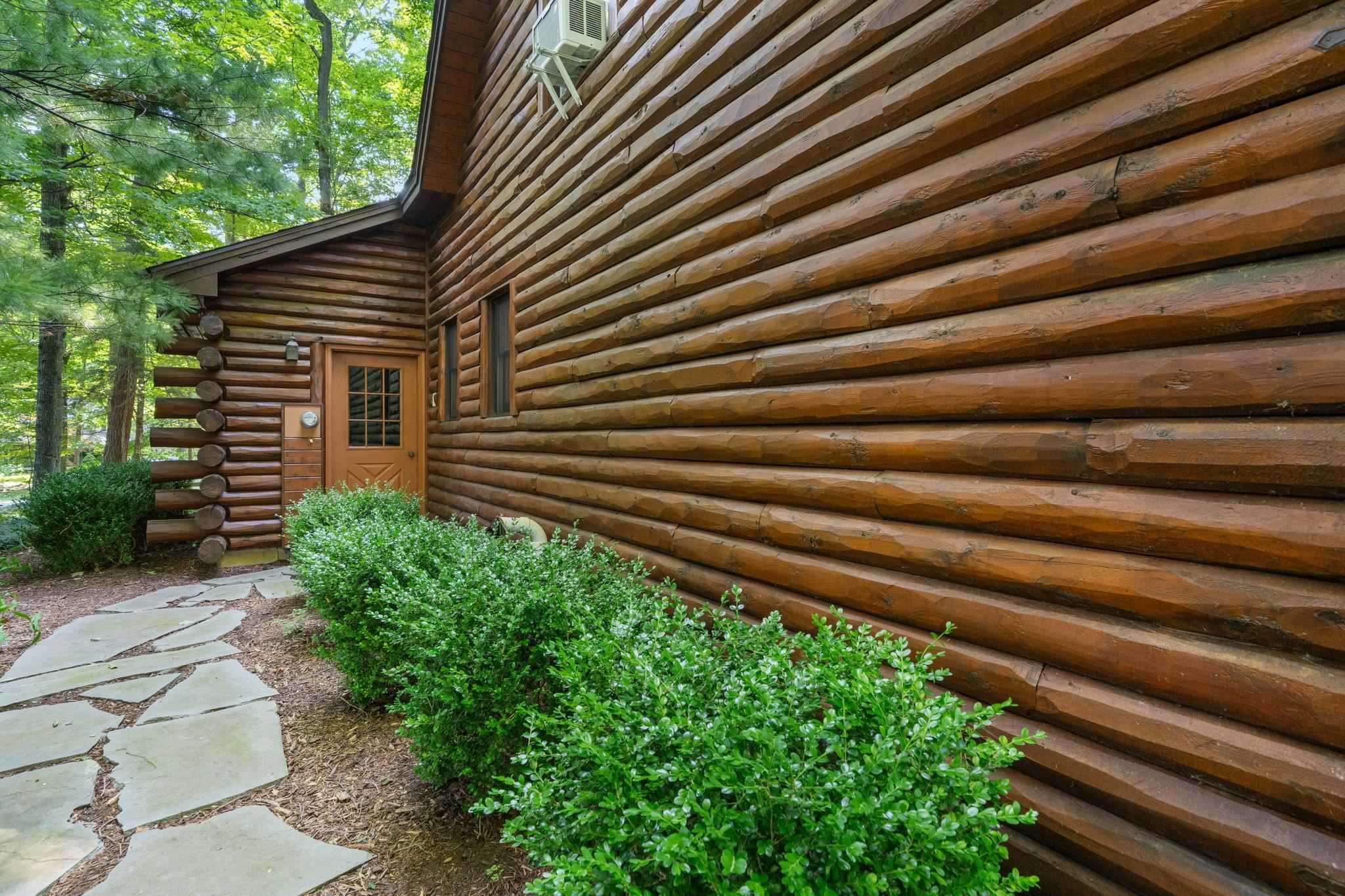 4864 S Manor Property Photo 42
