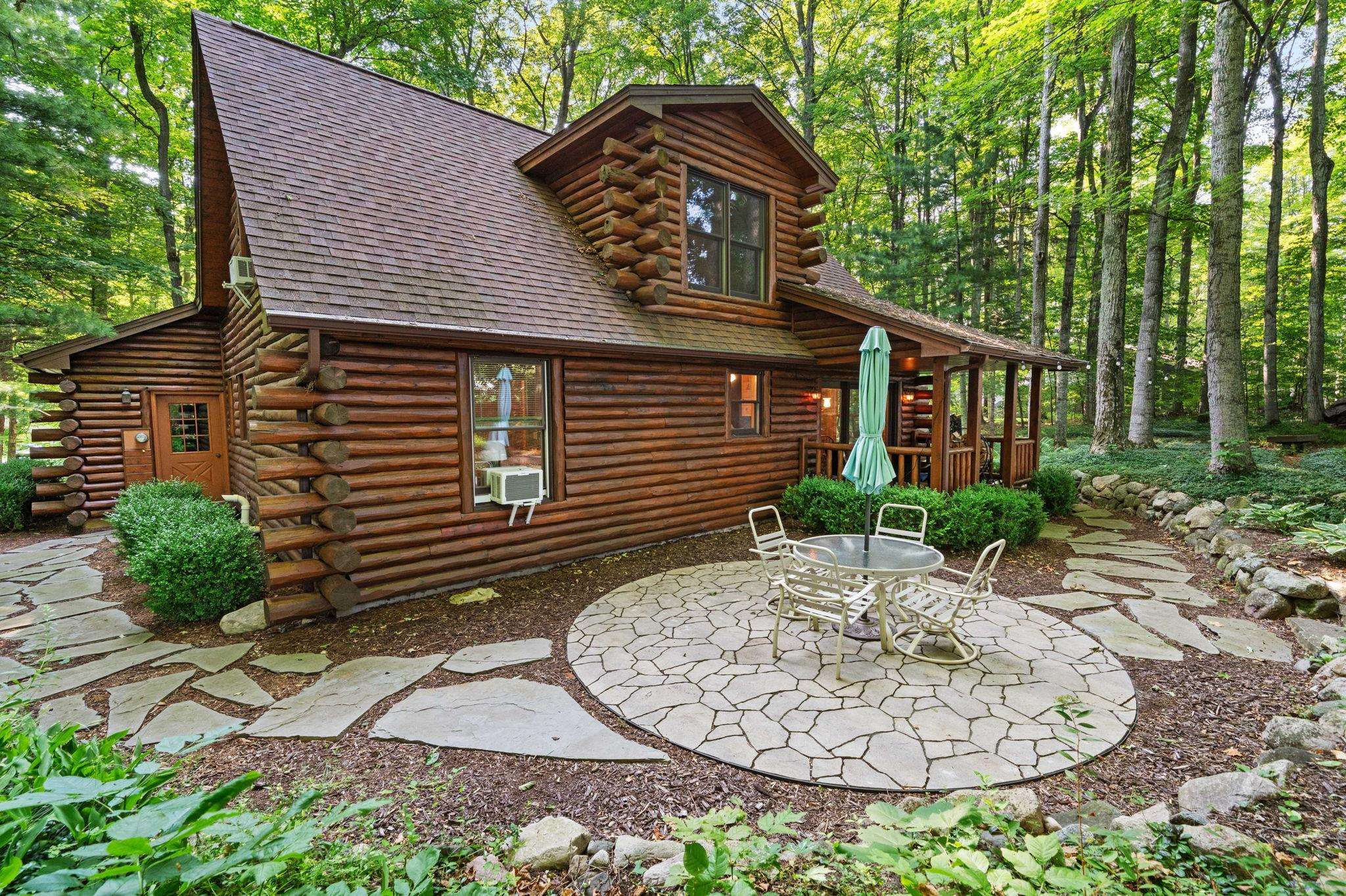 4864 S Manor Property Photo 44