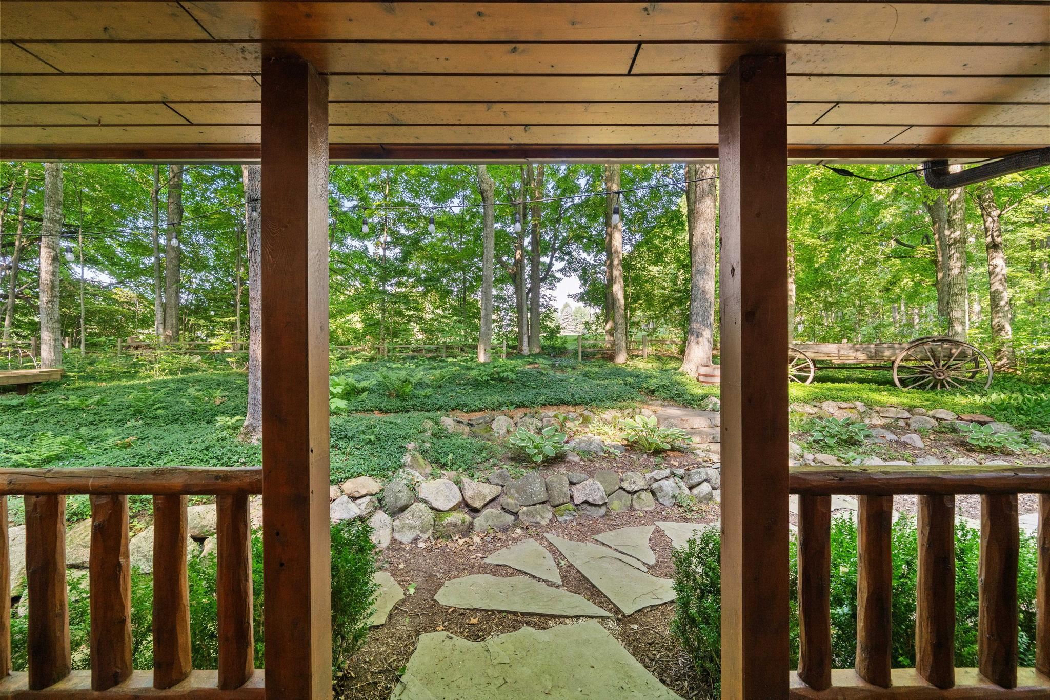 4864 S Manor Property Photo 48