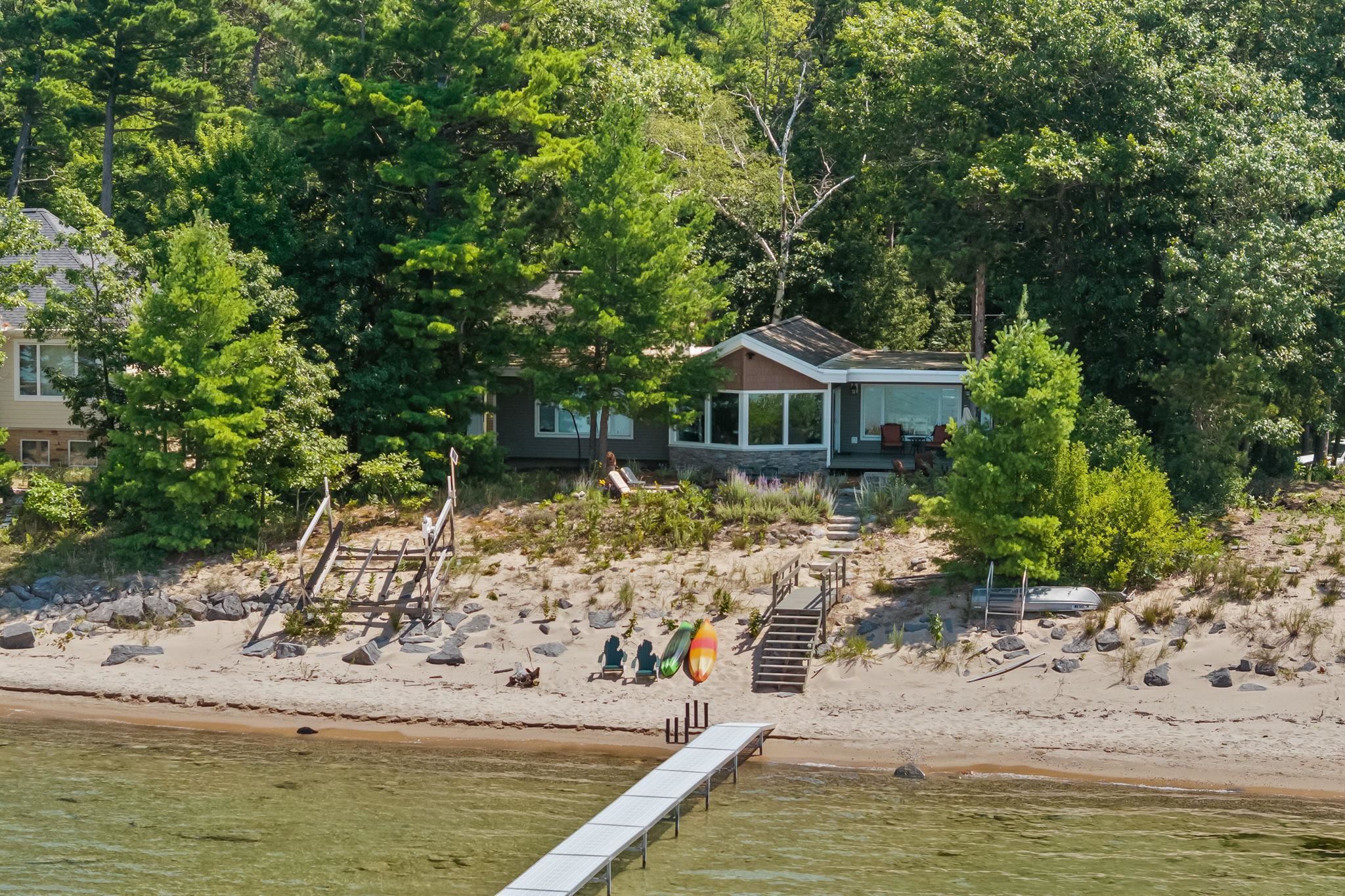 10892 Lakeshore Road Property Photo 1
