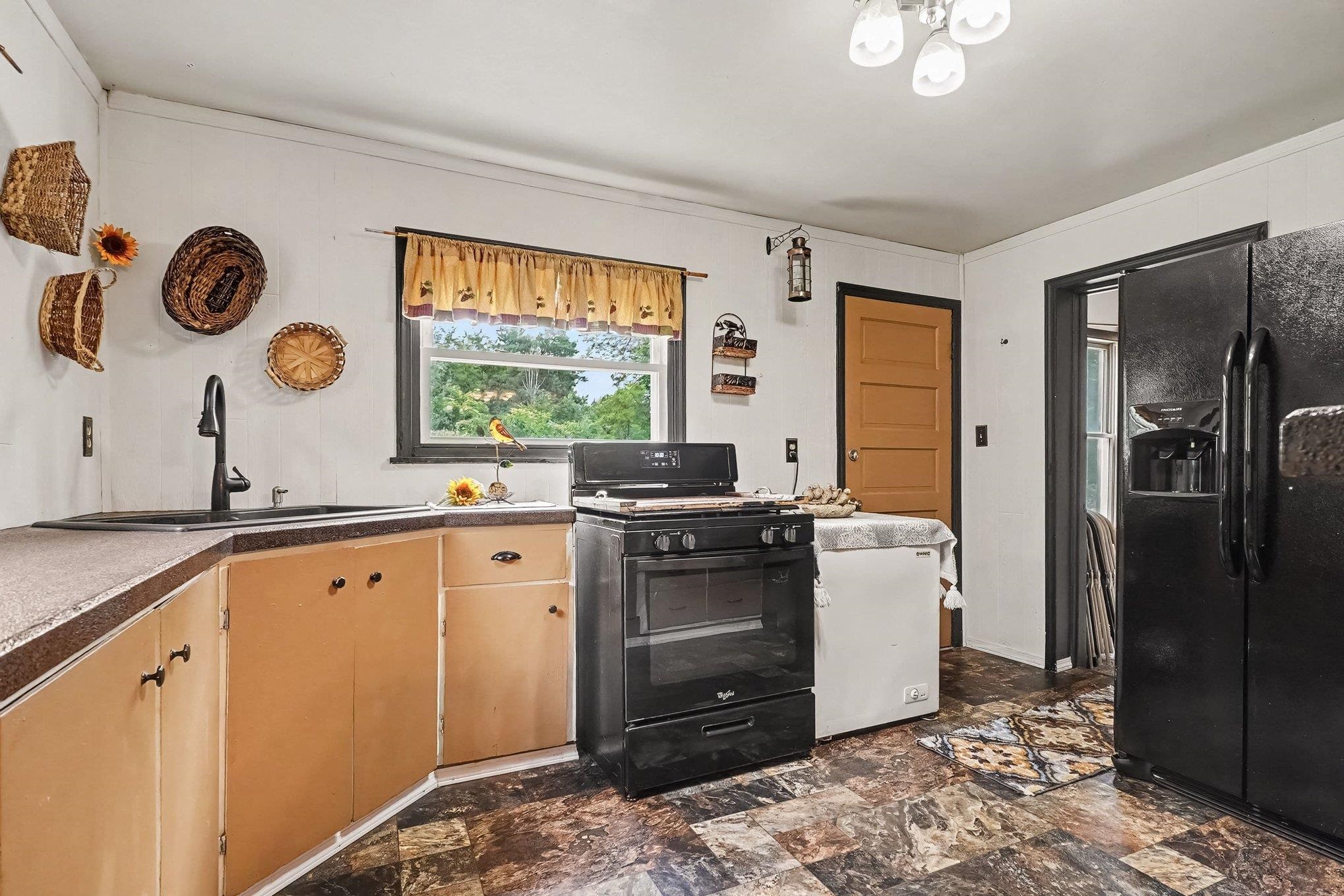 80072088 Property Photo 10