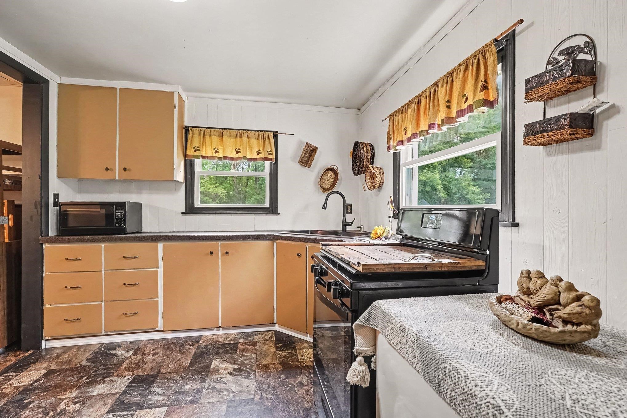 80072088 Property Photo 11