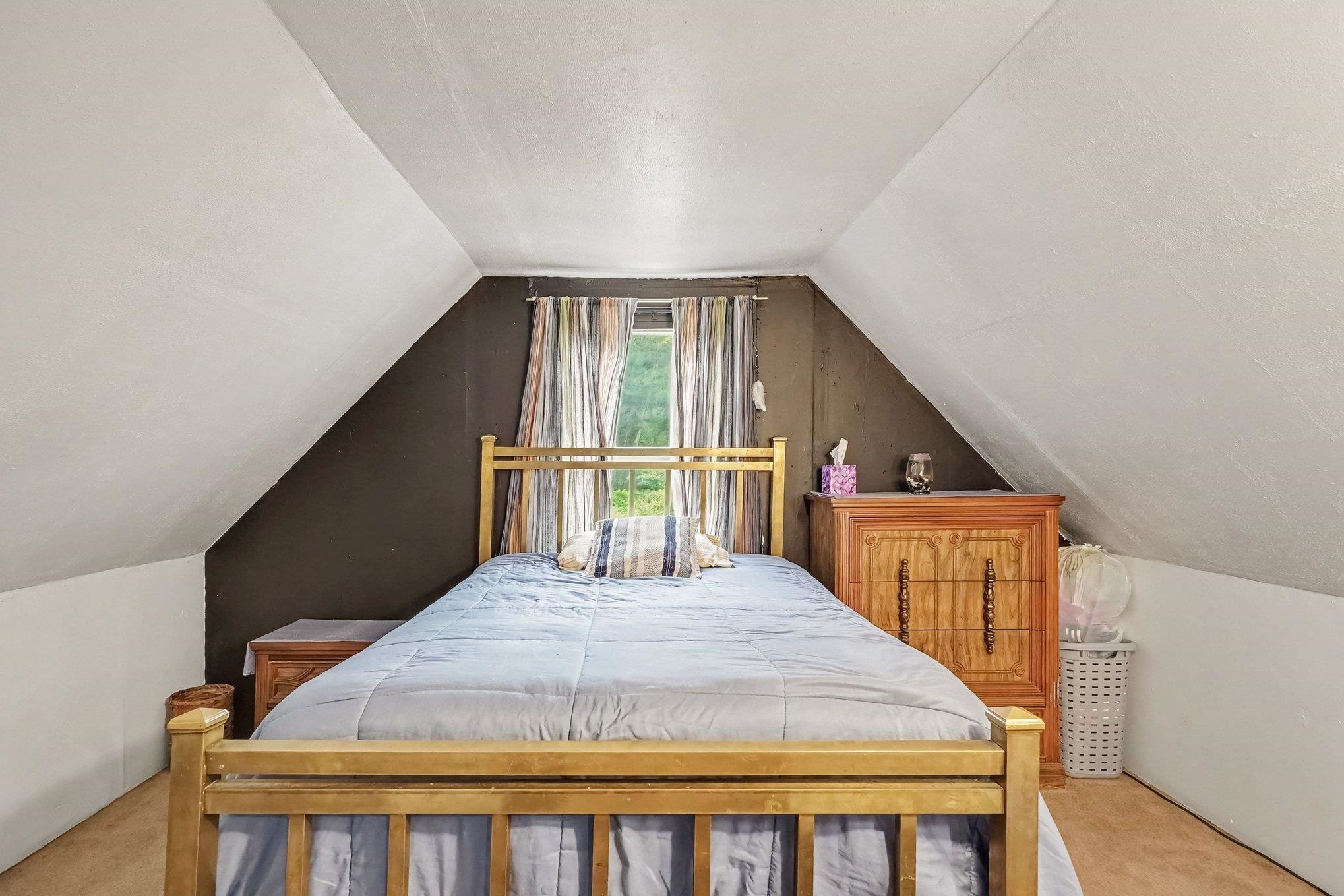 80072088 Property Photo 16